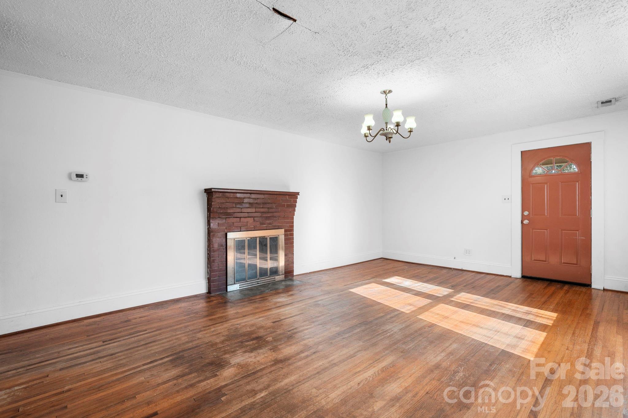 Living Room - 1606 Poplar Street NW, Lenoir