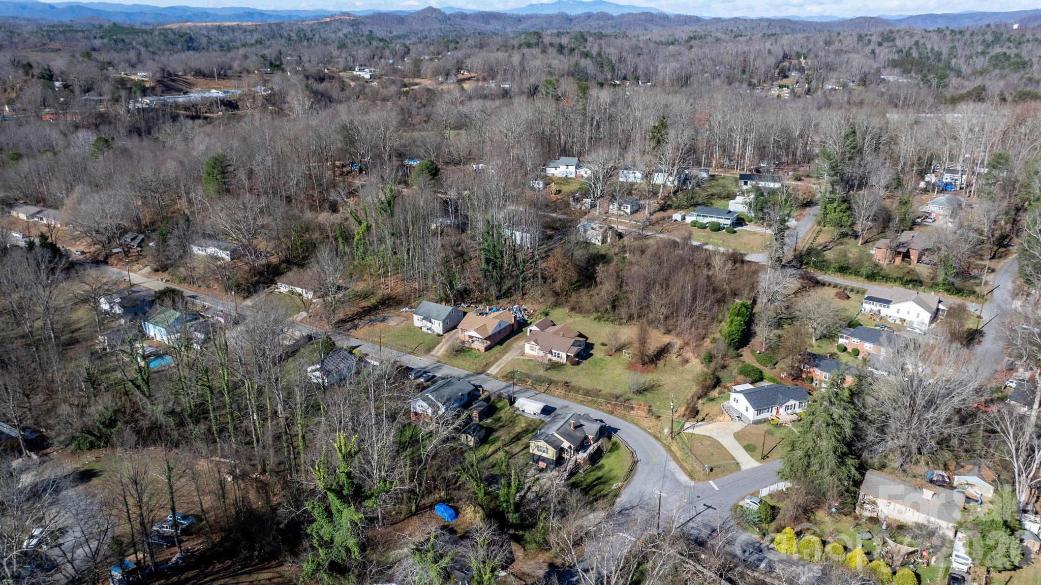 Single Family Residence at 1606 Poplar Street NW, Lenoir, photo 20 of 22
