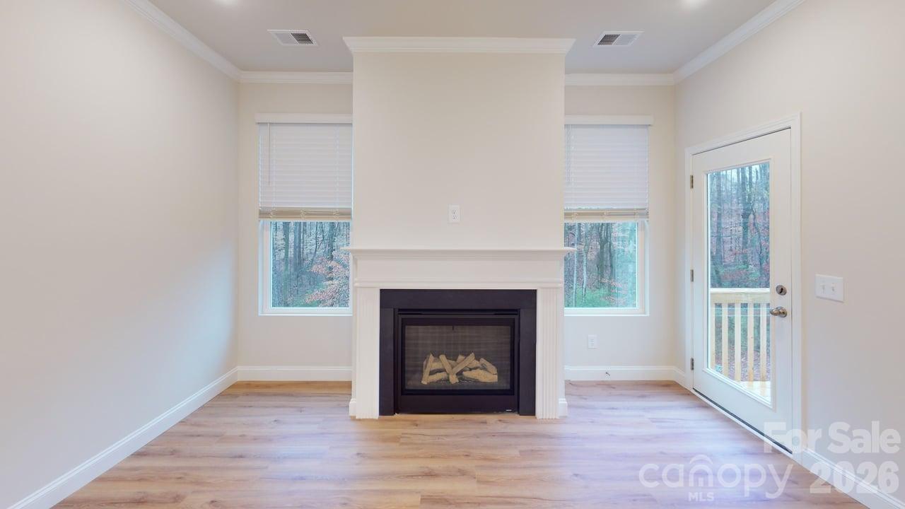 Single Family Residence at 236 Hamrick Road, Gastonia, photo 10 of 37