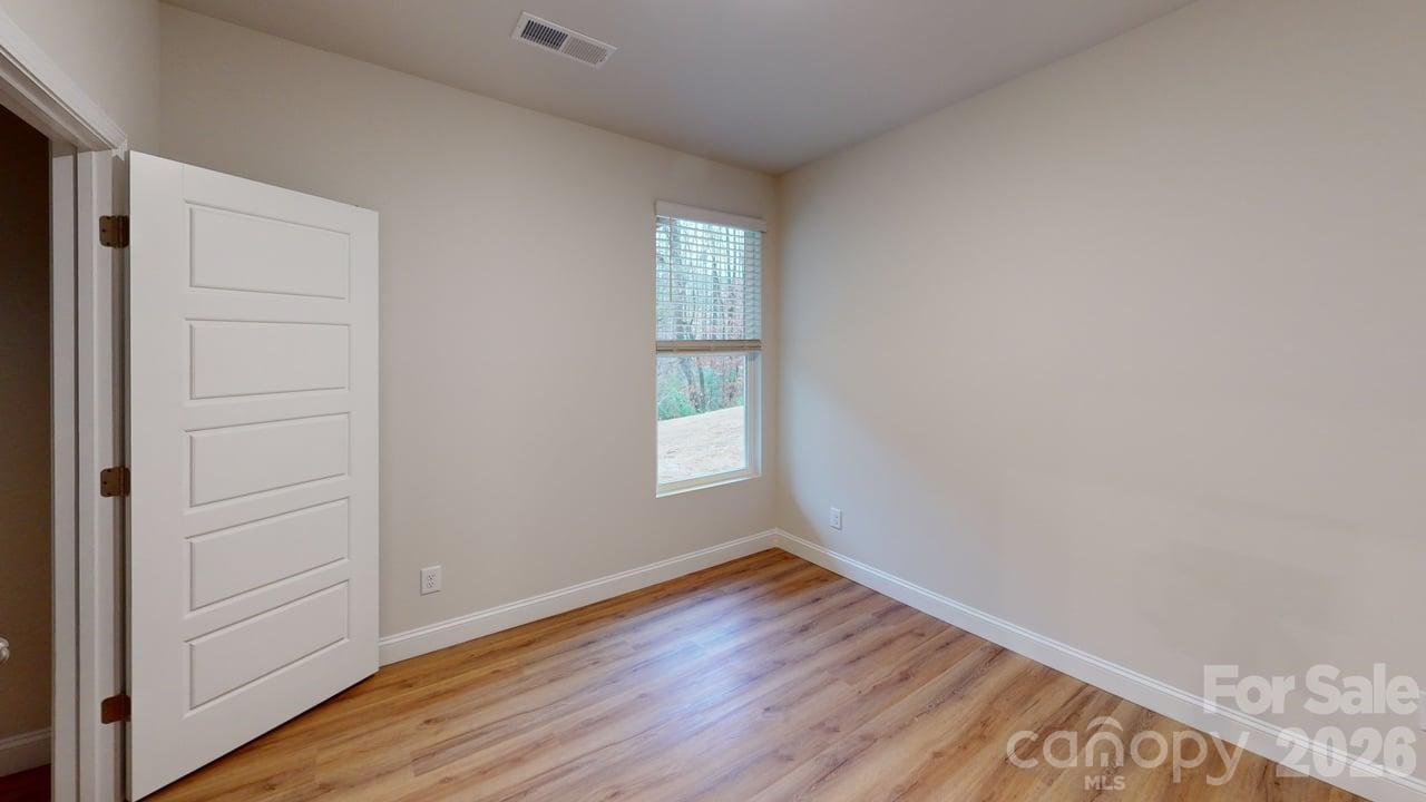 Single Family Residence at 236 Hamrick Road, Gastonia, photo 30 of 37