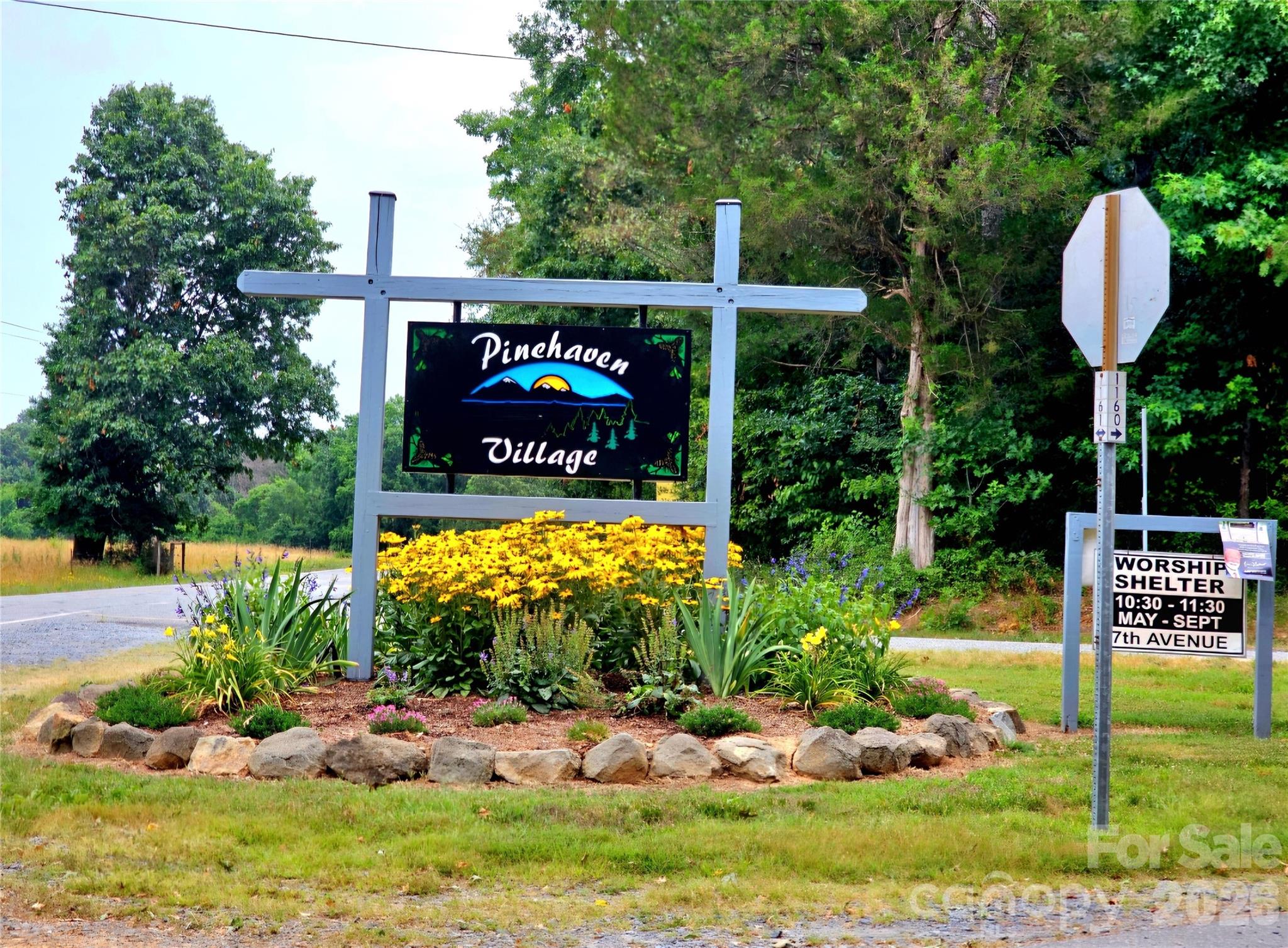 Single Family Residence at 734 Pinehaven Drive, New London, photo 43 of 43