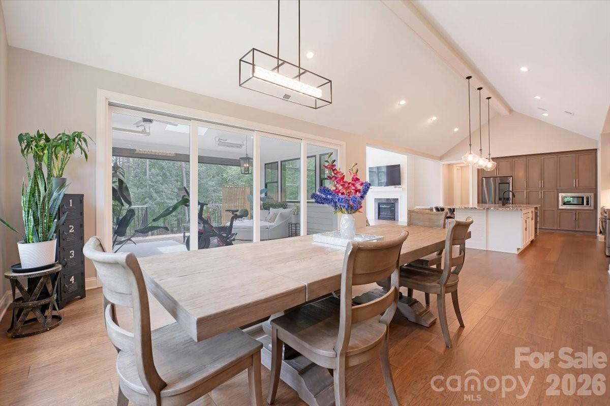 Single Family Residence at 6321 Chimney Bluff Road, Lancaster, photo 15 of 44