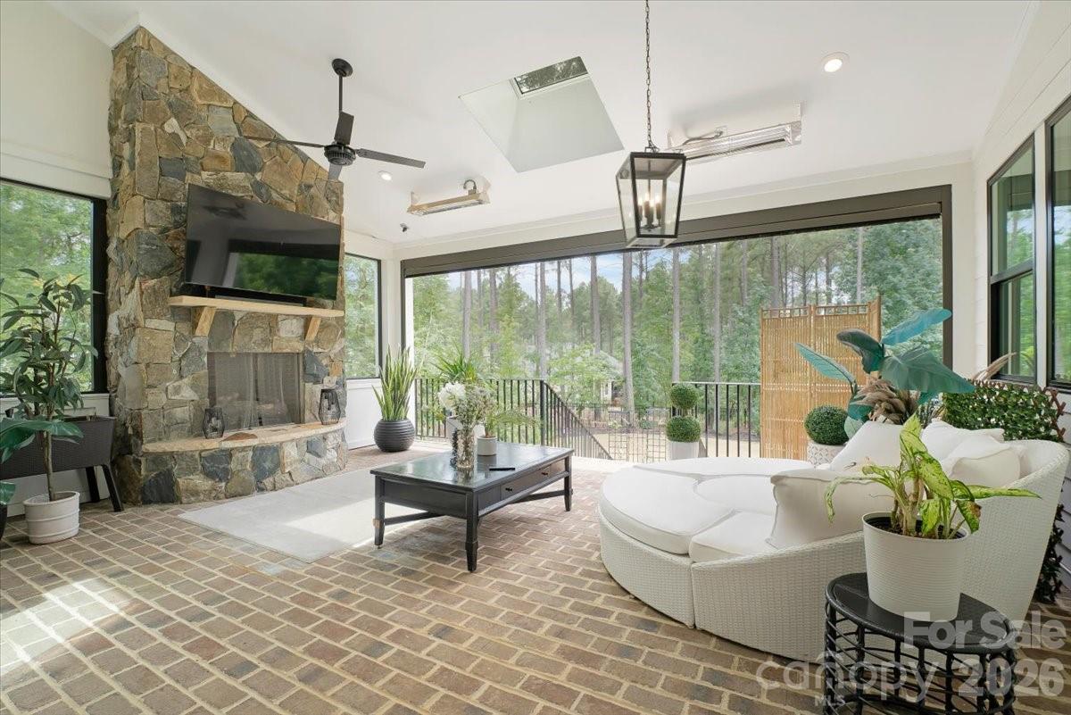 Single Family Residence at 6321 Chimney Bluff Road, Lancaster, photo 3 of 44