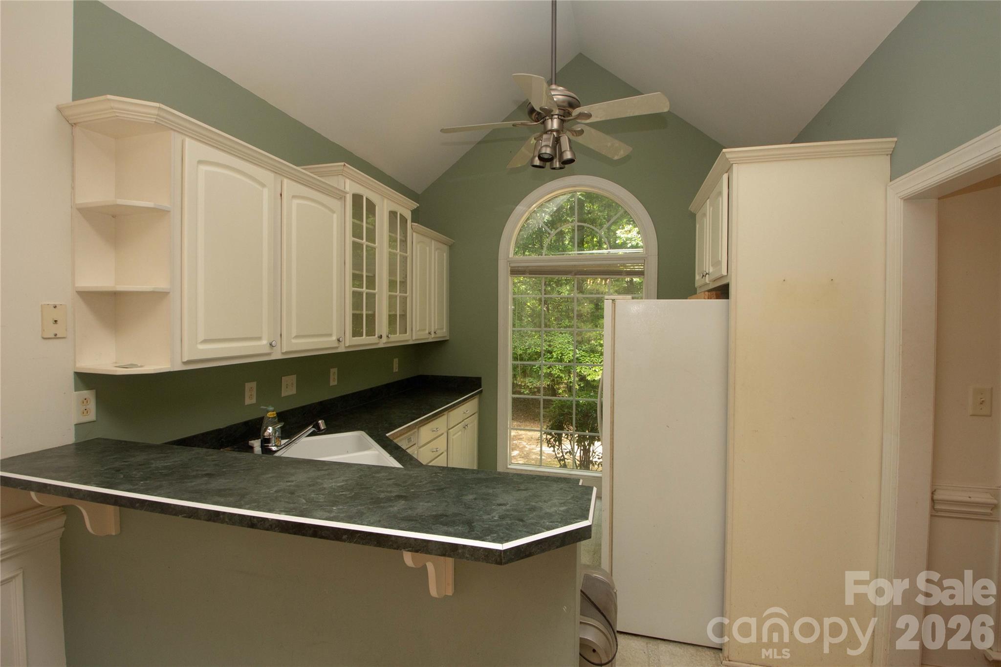 Kitchen with a break - 1241 Old Pageland Monroe Road, Monroe