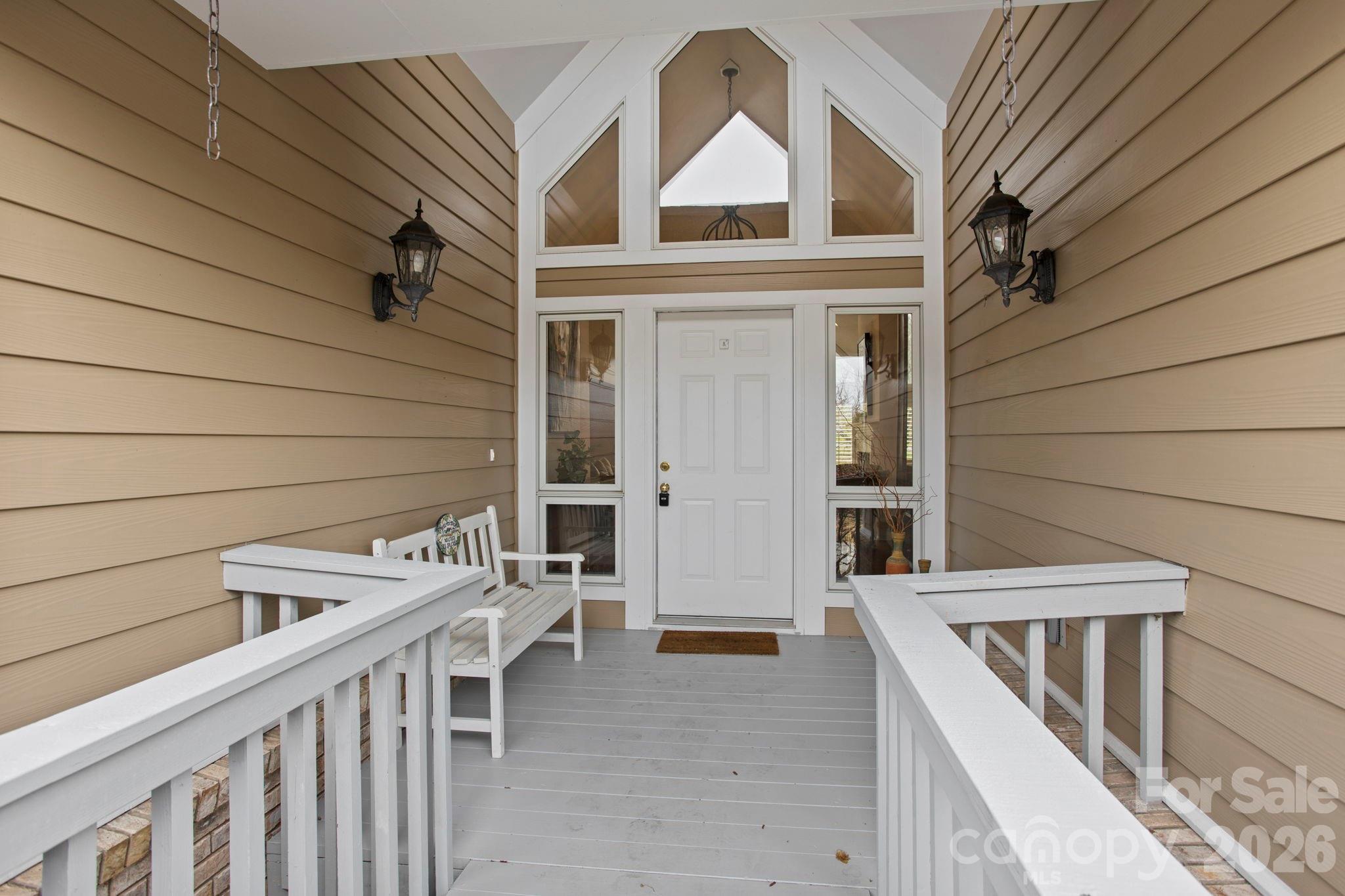 Condominium at 122 Broadmoor Drive, Flat Rock, photo 6 of 45