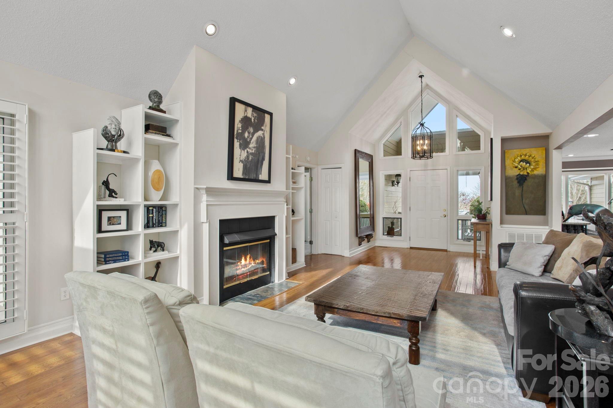 Condominium at 122 Broadmoor Drive, Flat Rock, photo 10 of 45