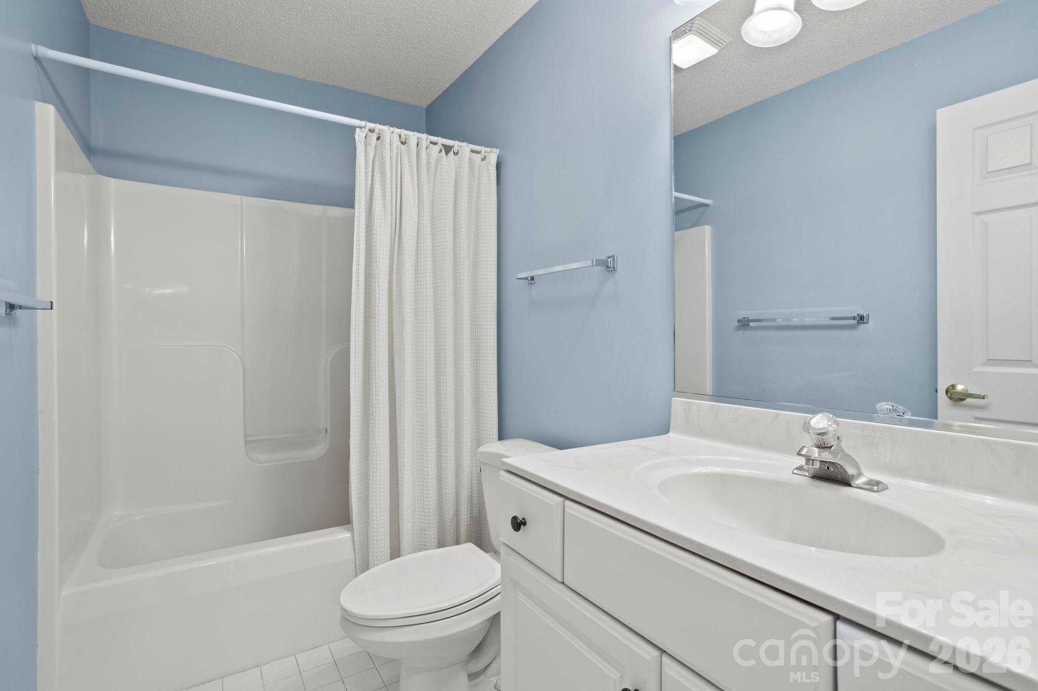 Condominium at 122 Broadmoor Drive, Flat Rock, photo 32 of 45