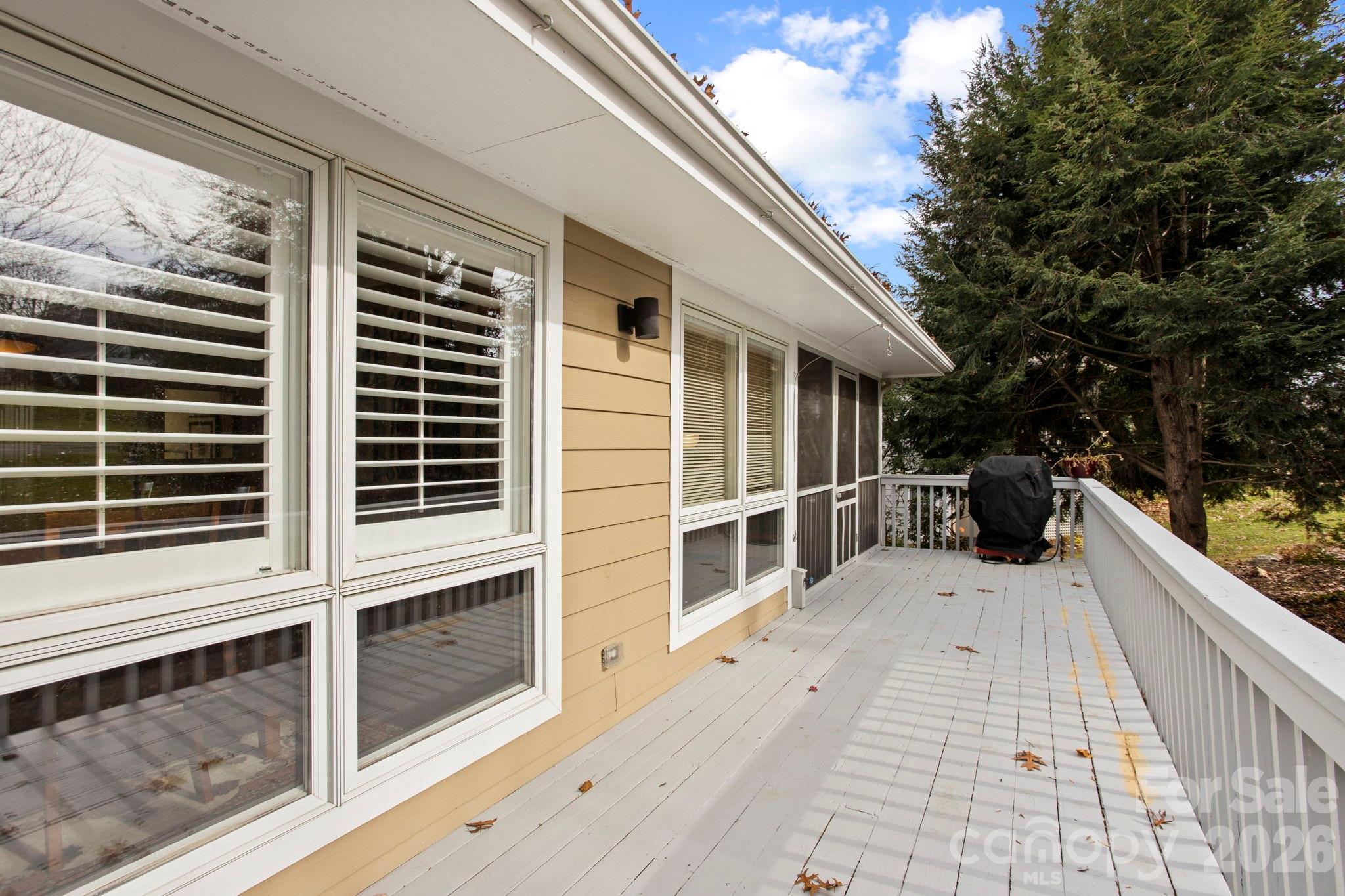 Condominium at 122 Broadmoor Drive, Flat Rock, photo 37 of 45