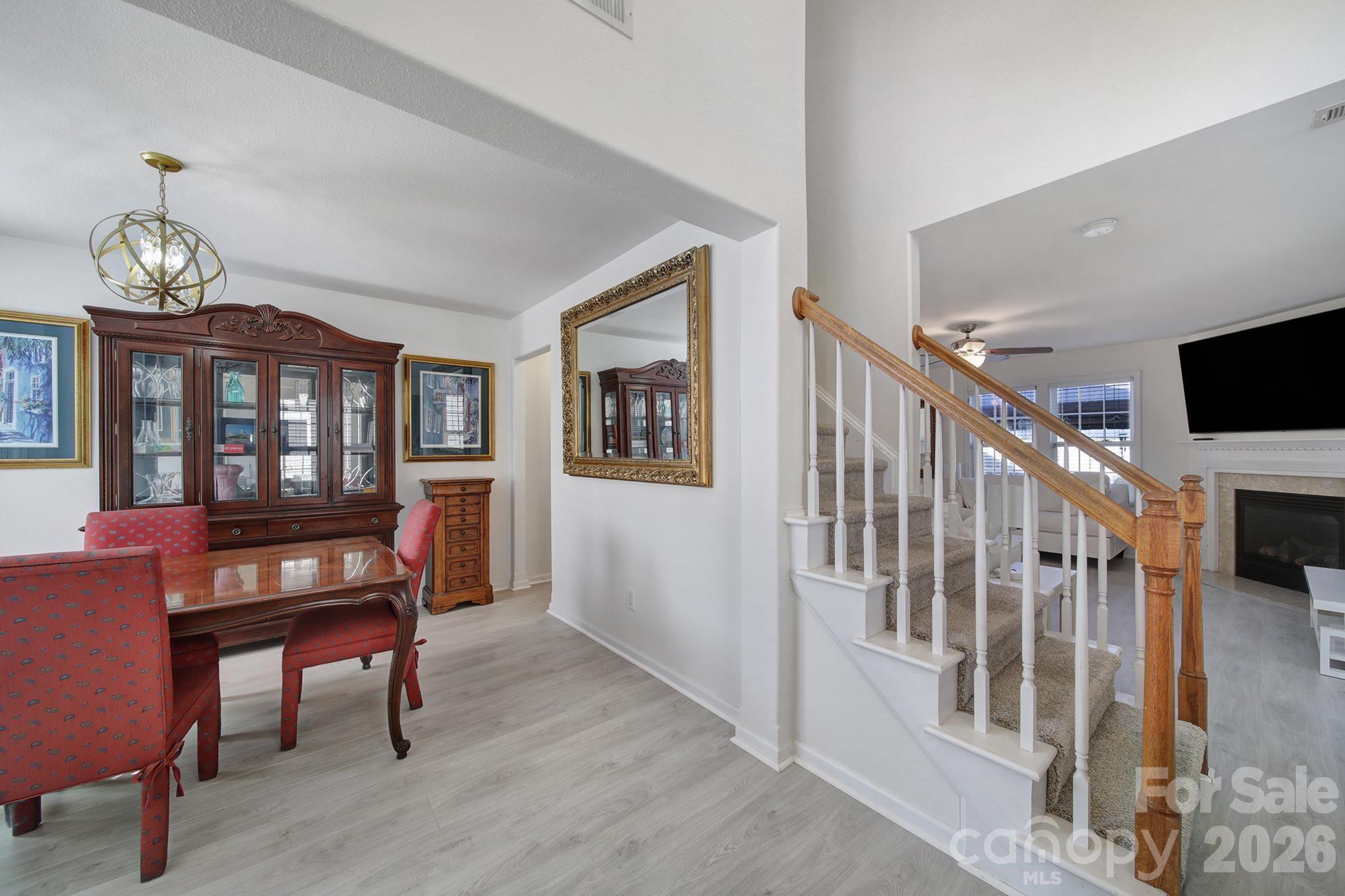 Single Family Residence at 4041 Abbotsbury Drive, Fort Mill, photo 6 of 37