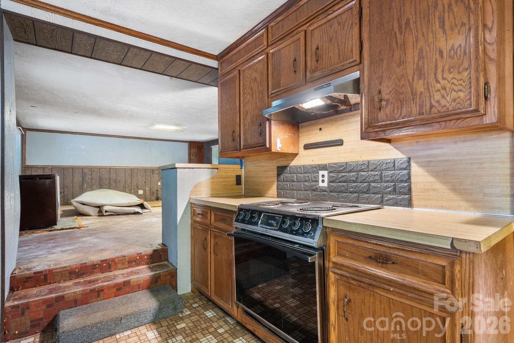 Single Family Residence at 1755 F M Mclean Place, Lenoir, photo 15 of 46