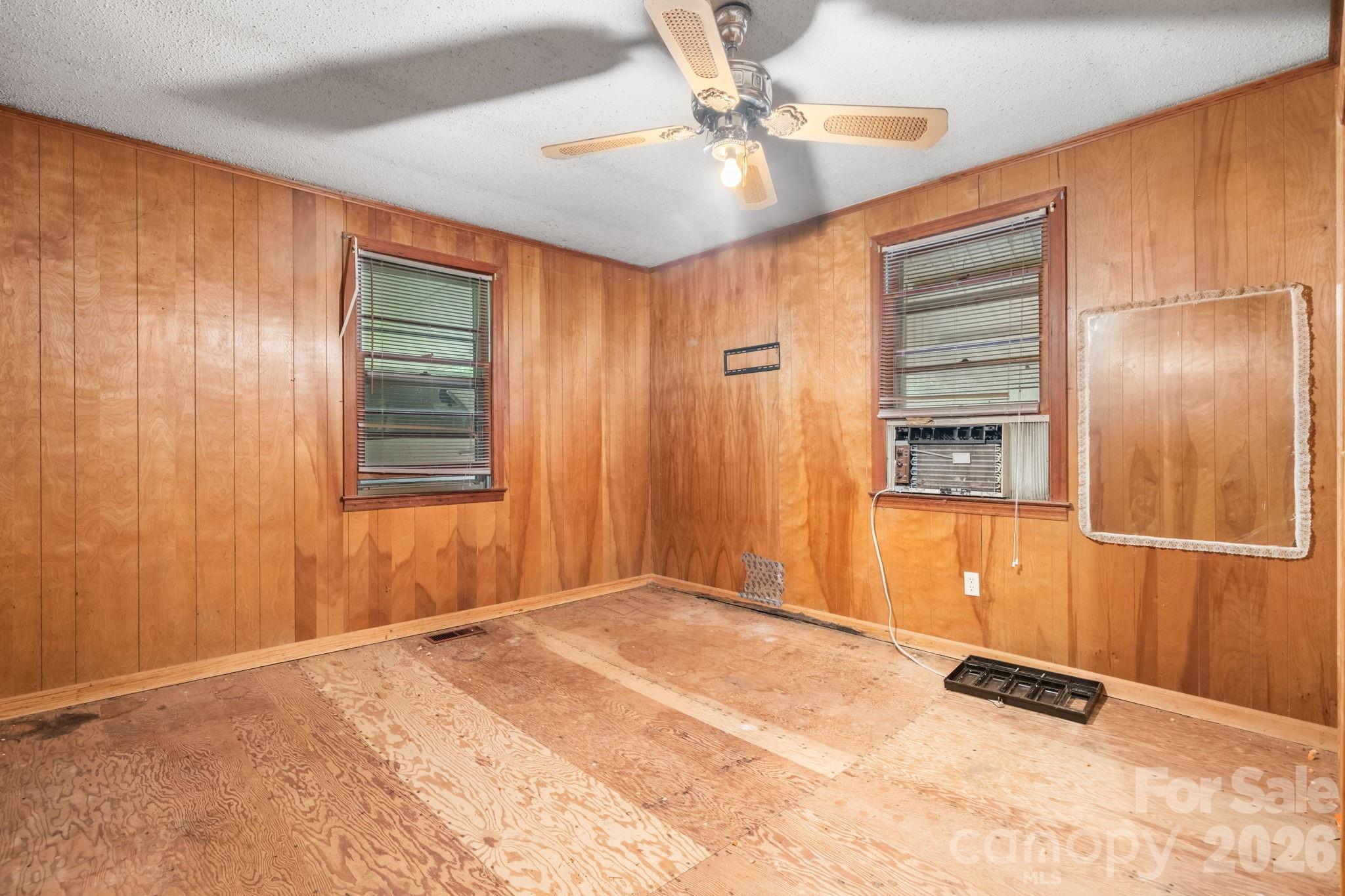 Single Family Residence at 1755 F M Mclean Place, Lenoir, photo 18 of 46
