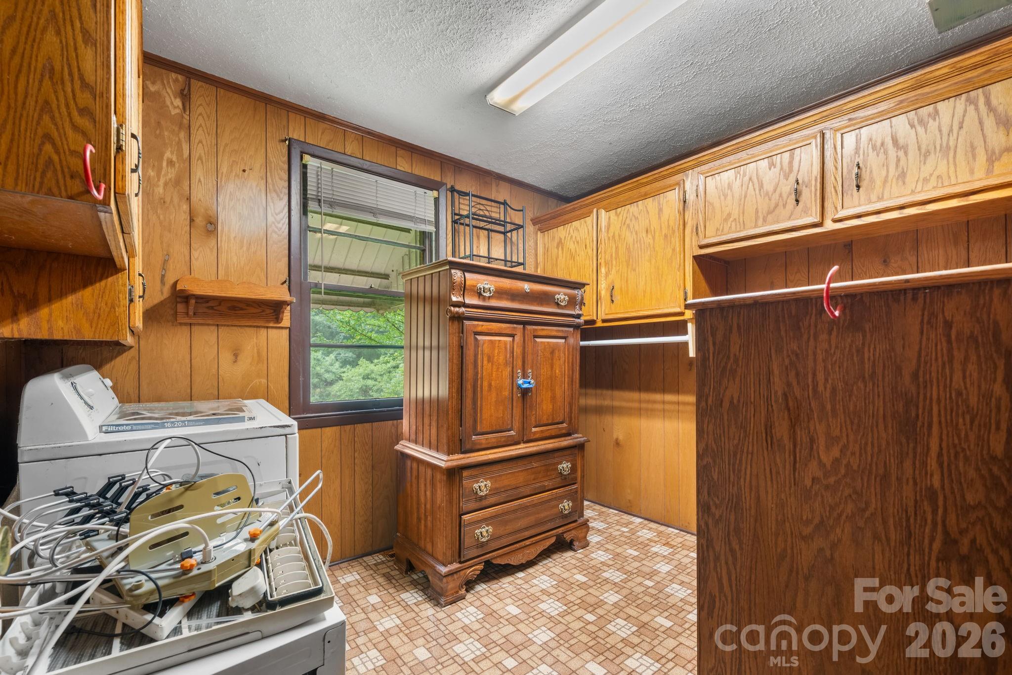 Single Family Residence at 1755 F M Mclean Place, Lenoir, photo 19 of 46