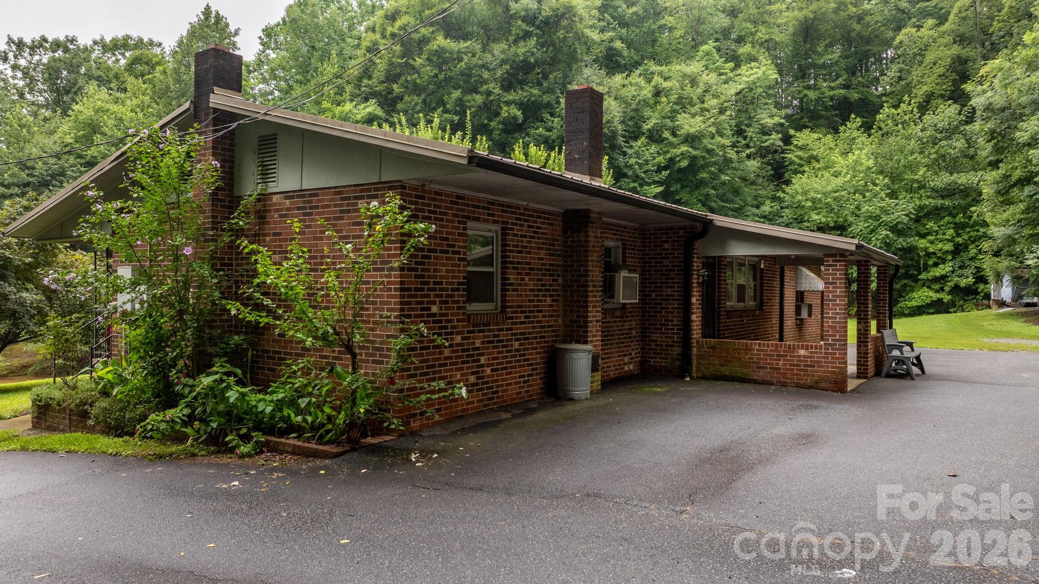 Single Family Residence at 1755 F M Mclean Place, Lenoir, photo 25 of 46