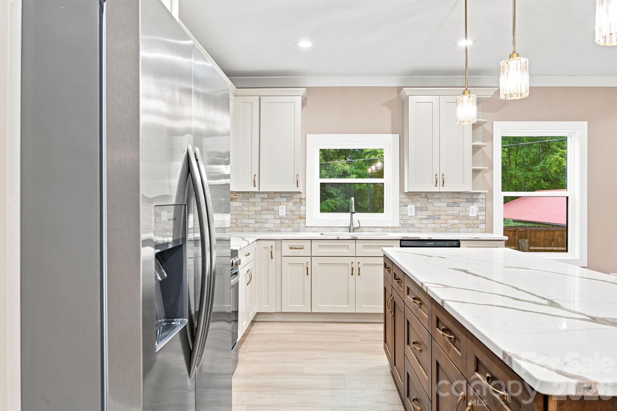 Single Family Residence at 135 Elmwood Road, Statesville, photo 12 of 42