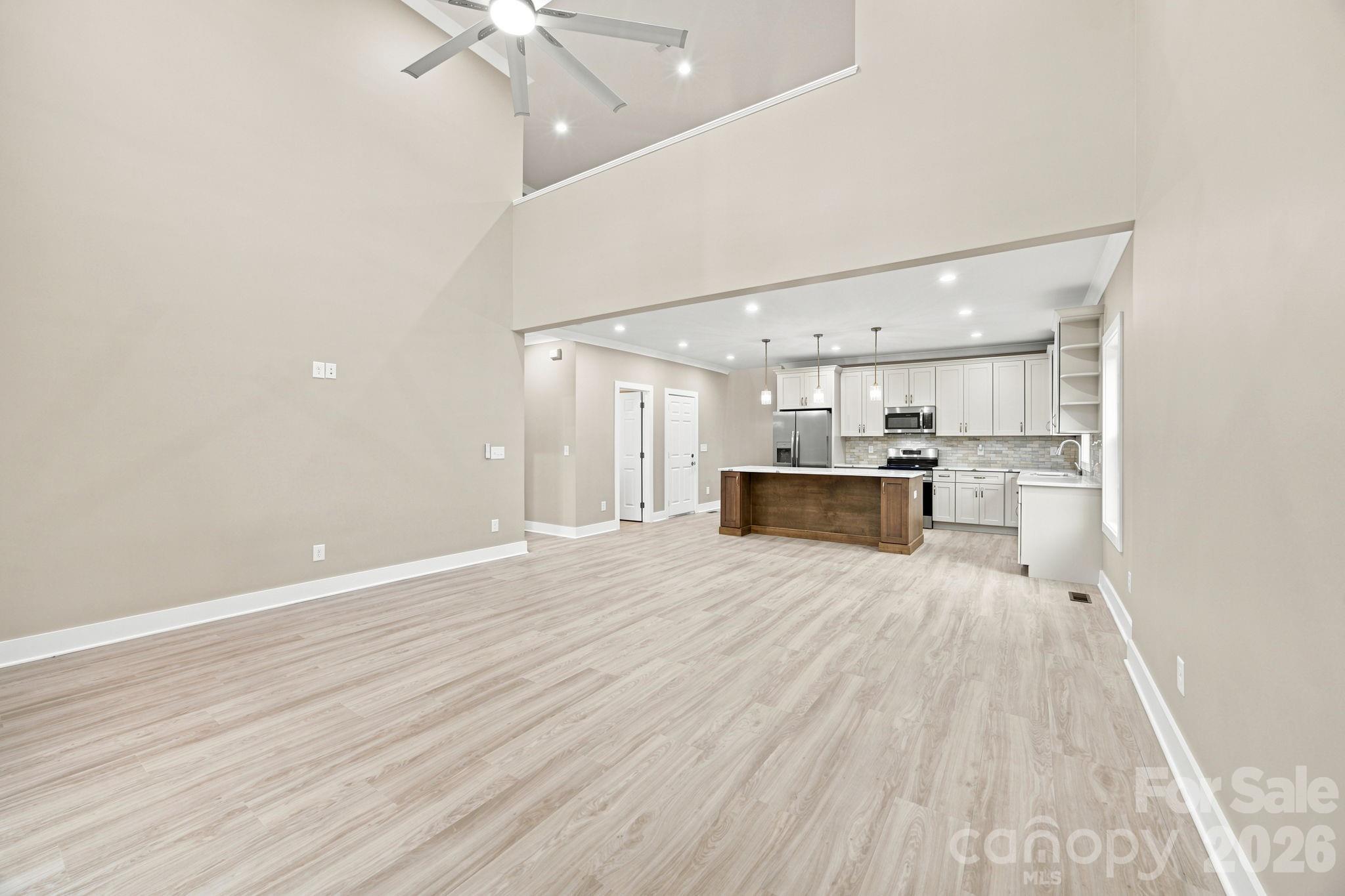 Single Family Residence at 135 Elmwood Road, Statesville, photo 14 of 42