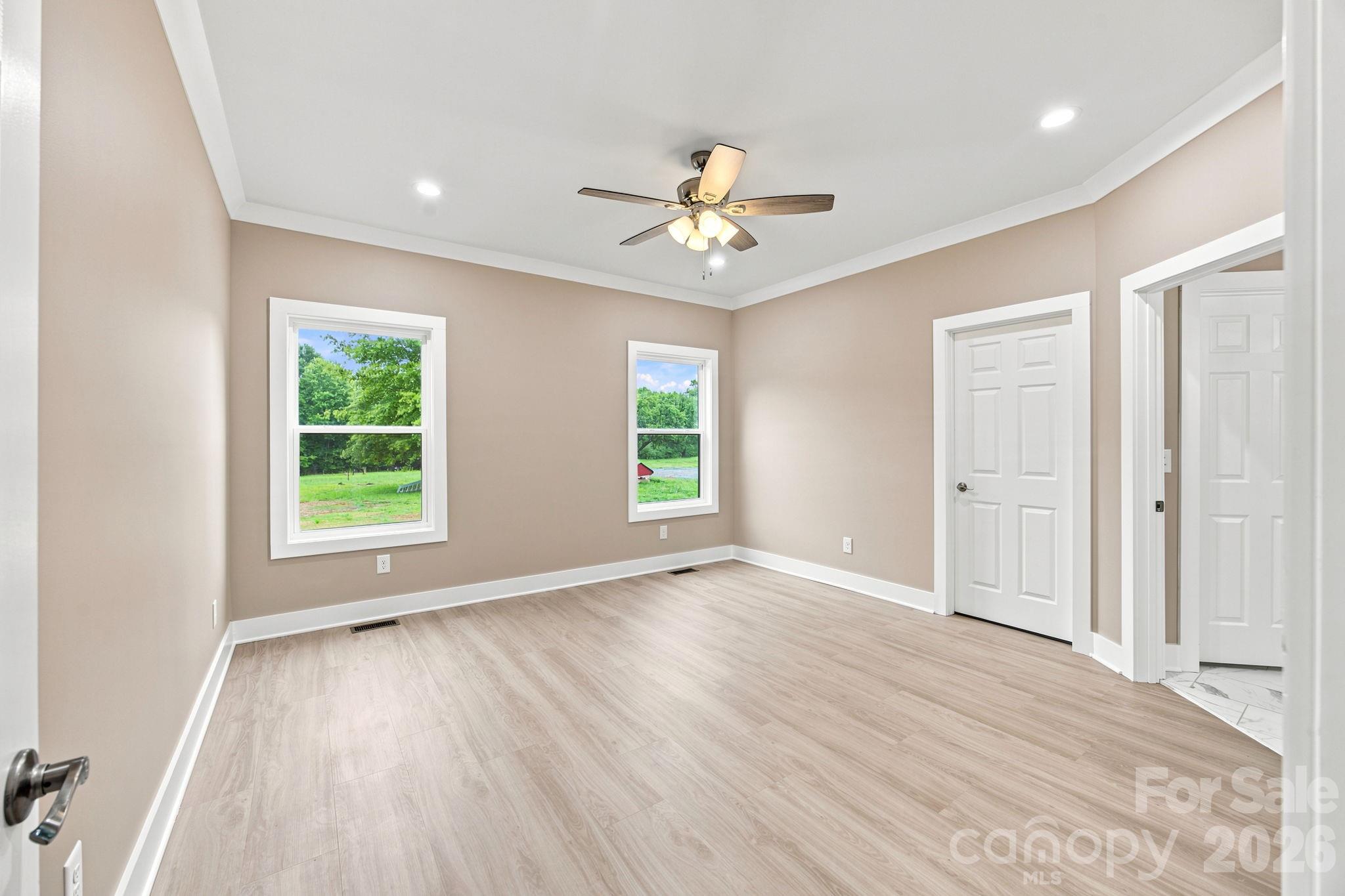 Single Family Residence at 135 Elmwood Road, Statesville, photo 18 of 42