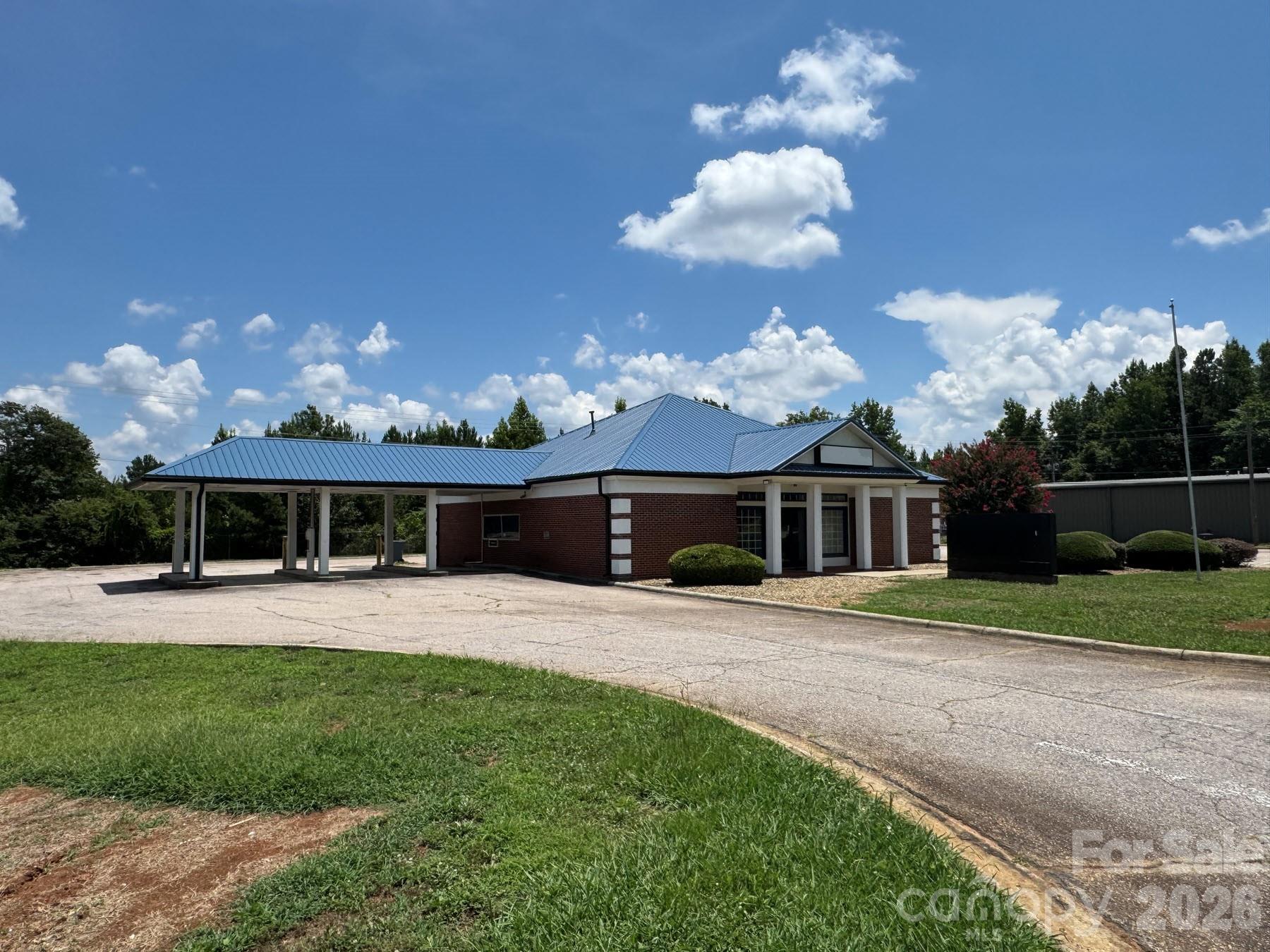 Office at 1356 Filbert Hwy Highway, York, photo 2 of 6