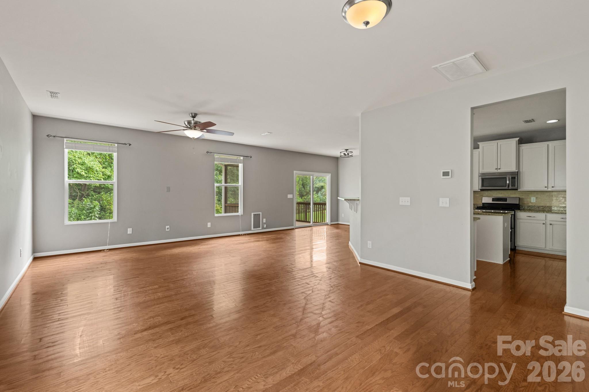 Single Family Residence at 3964 White Kestrel Drive, Raleigh, photo 9 of 35