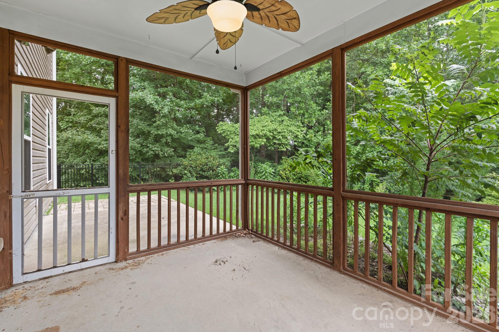 Single Family Residence at 3964 White Kestrel Drive, Raleigh, photo 32 of 35