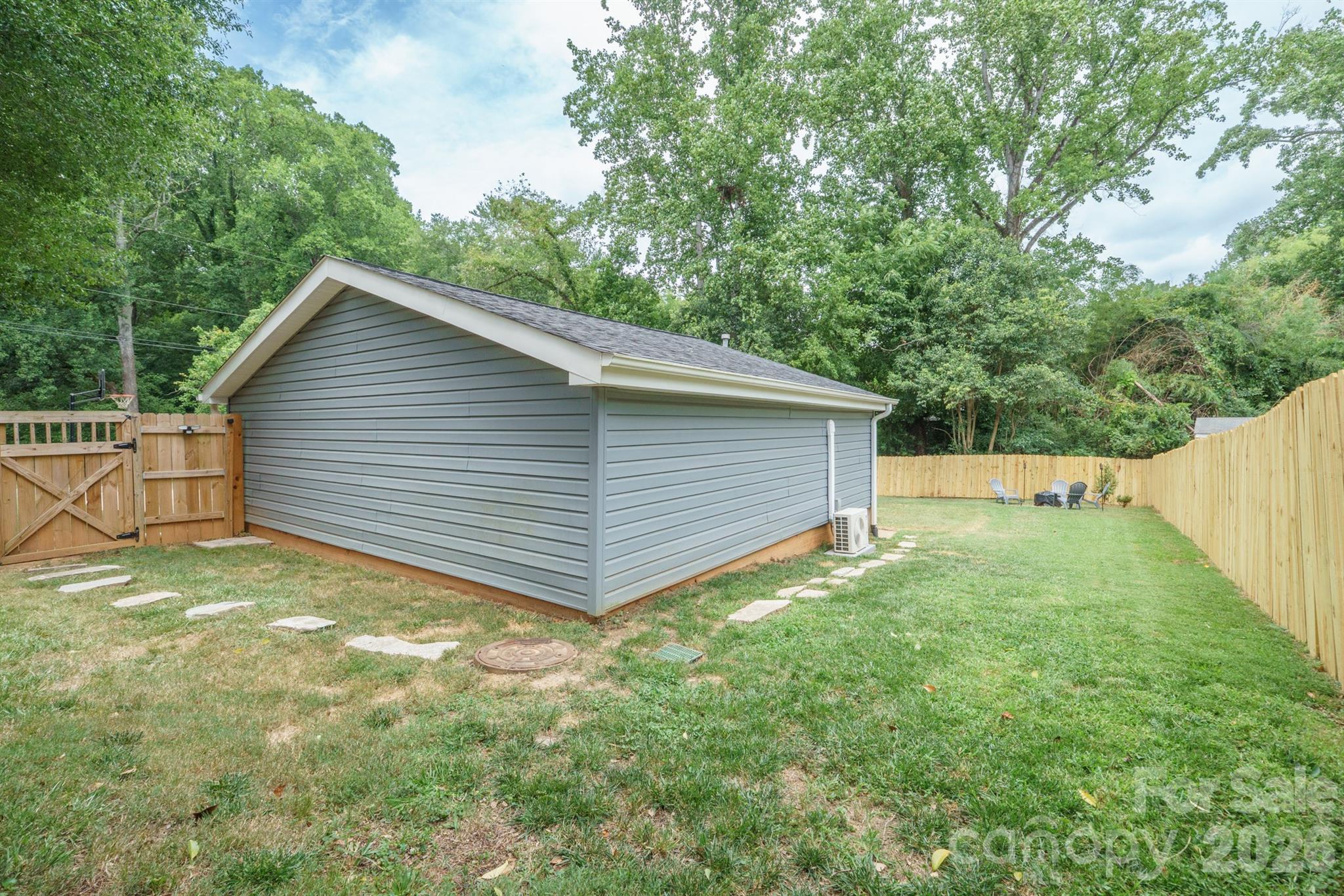 Single Family Residence at 200 Point Circle, Belmont, photo 26 of 27