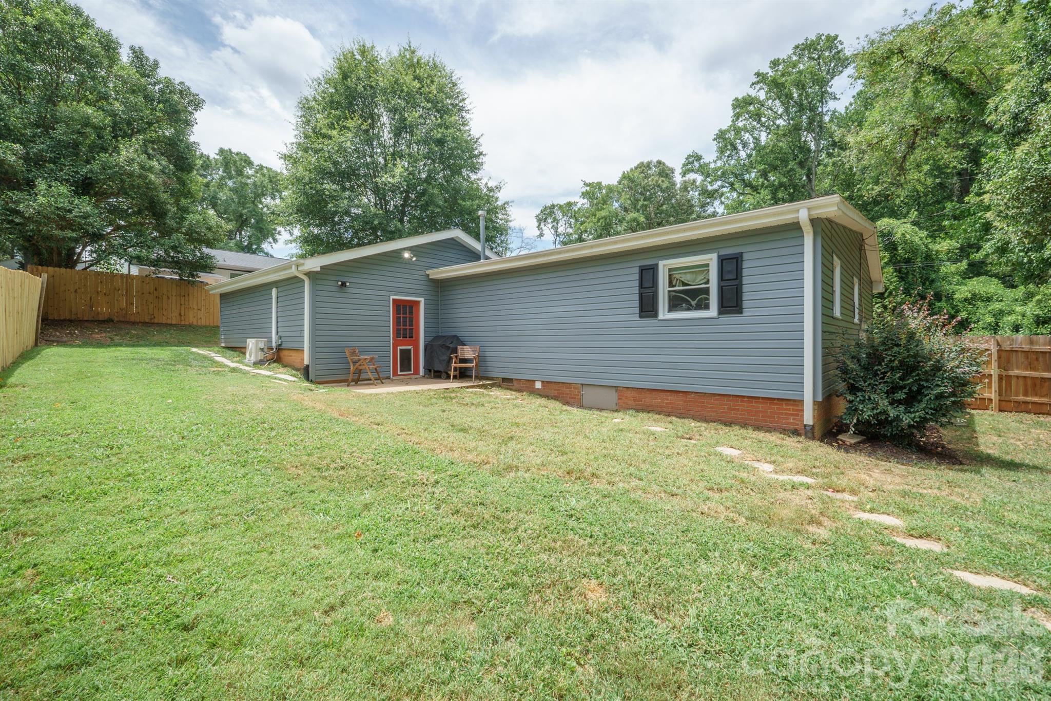Single Family Residence at 200 Point Circle, Belmont, photo 27 of 27