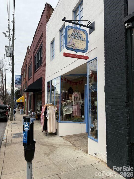 Retail at 28 N Lexington Avenue, Asheville, photo 2 of 9