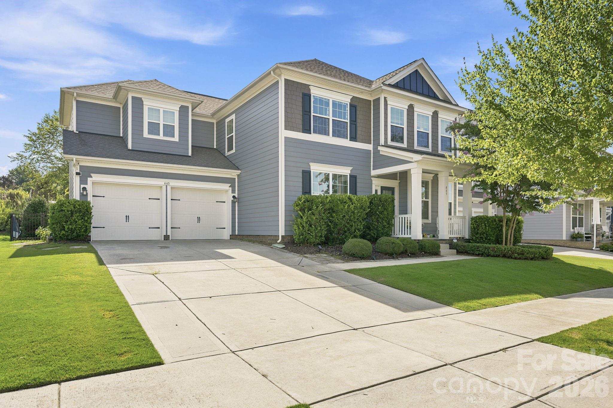 Single Family Residence at 445 Hudson Place, Davidson, photo 2 of 45