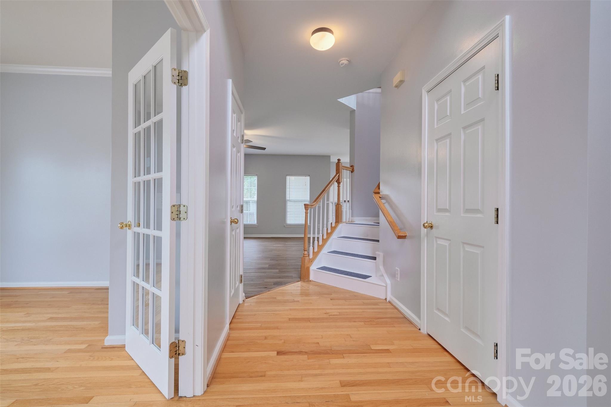 Walkway to great room - 4960 Summerside Drive, Lake Wylie