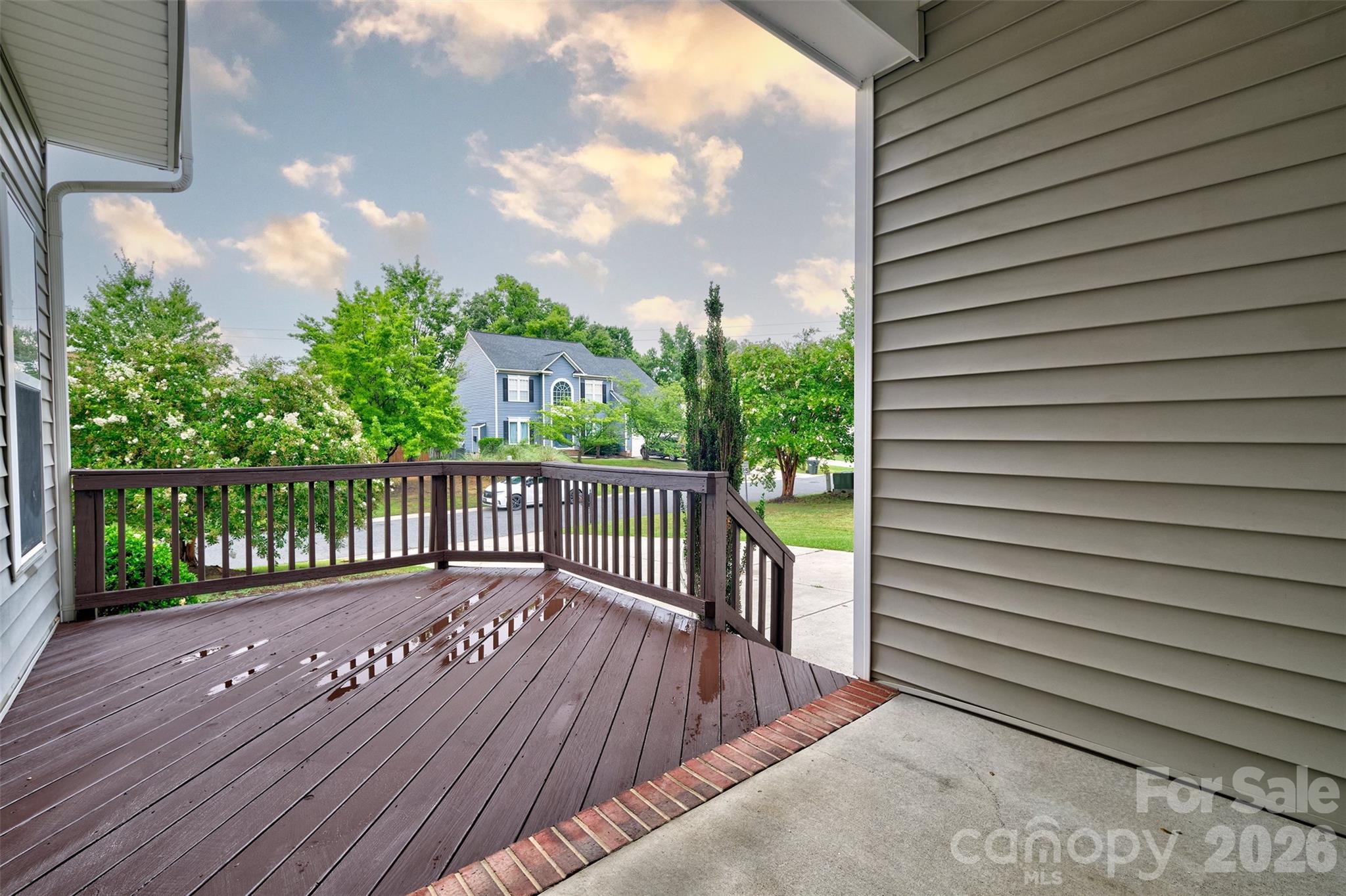Deck to enjoy outdoors - 4960 Summerside Drive, Lake Wylie