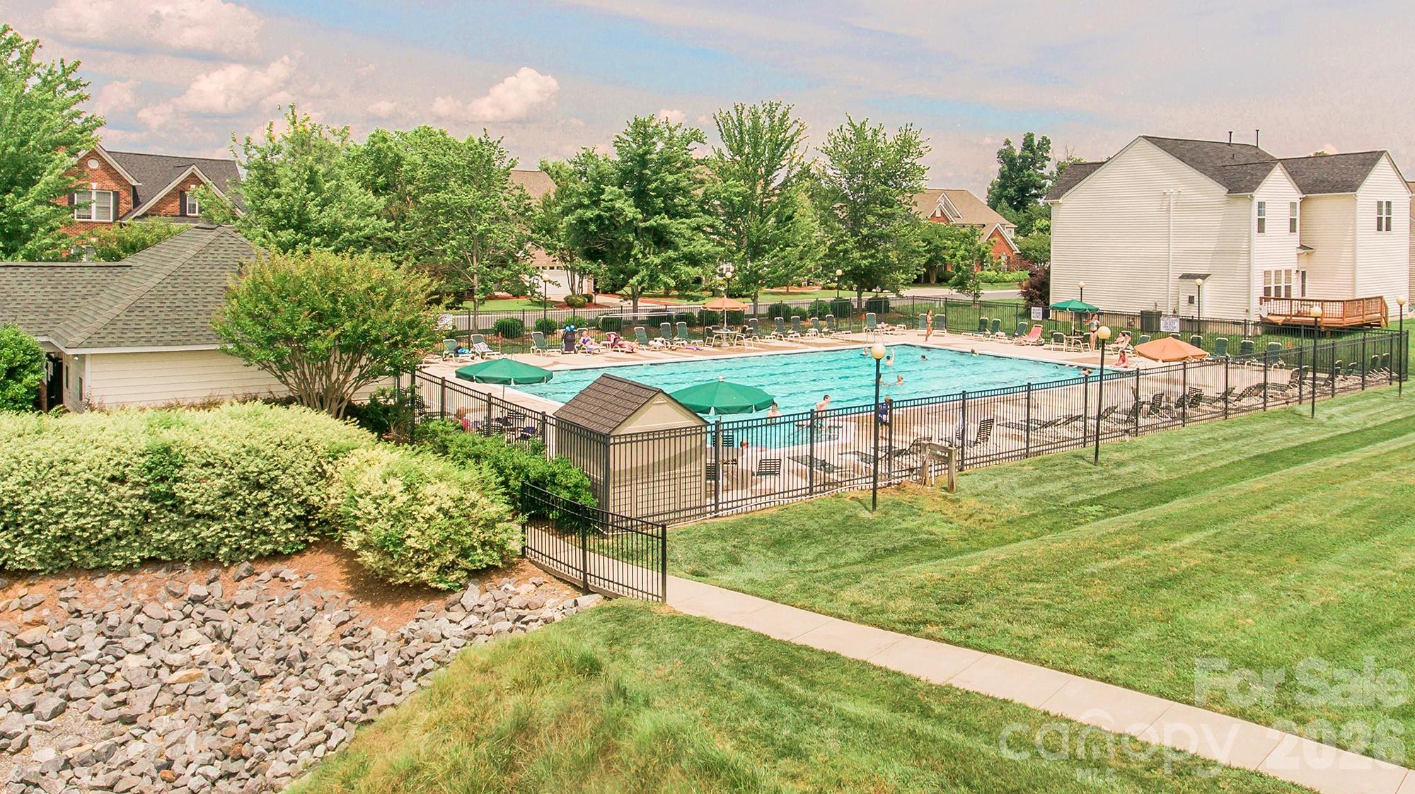 Community pool - 4960 Summerside Drive, Lake Wylie