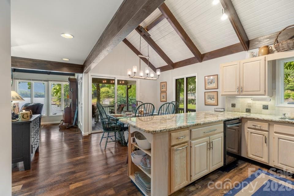 Kitchen - 82 Innsbrook Drive, Lake Toxaway