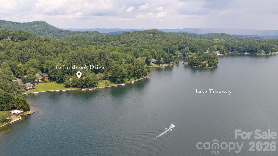 Lake Toxaway Frontage - 82 Innsbrook Drive, Lake Toxaway