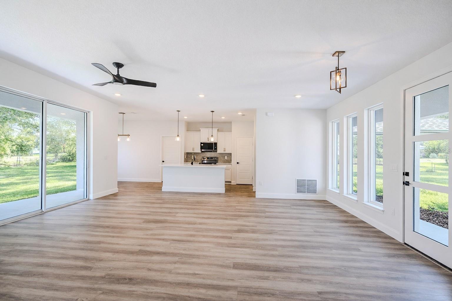 Single Family Residence at 21 LAMAR LN, PALM COAST, photo 6 of 38