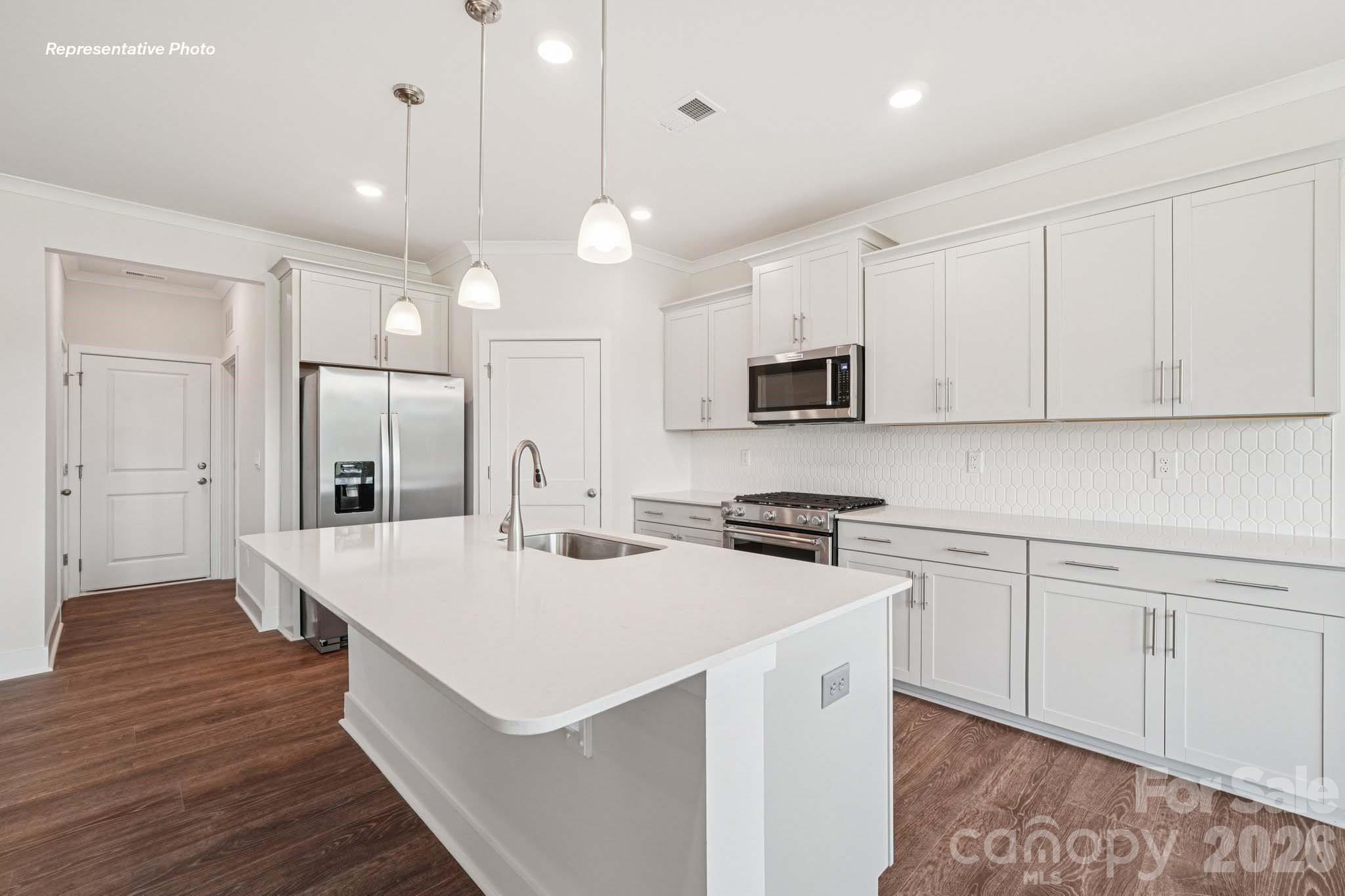 Single Family Residence at 3244 Oberon Street, York, photo 10 of 25