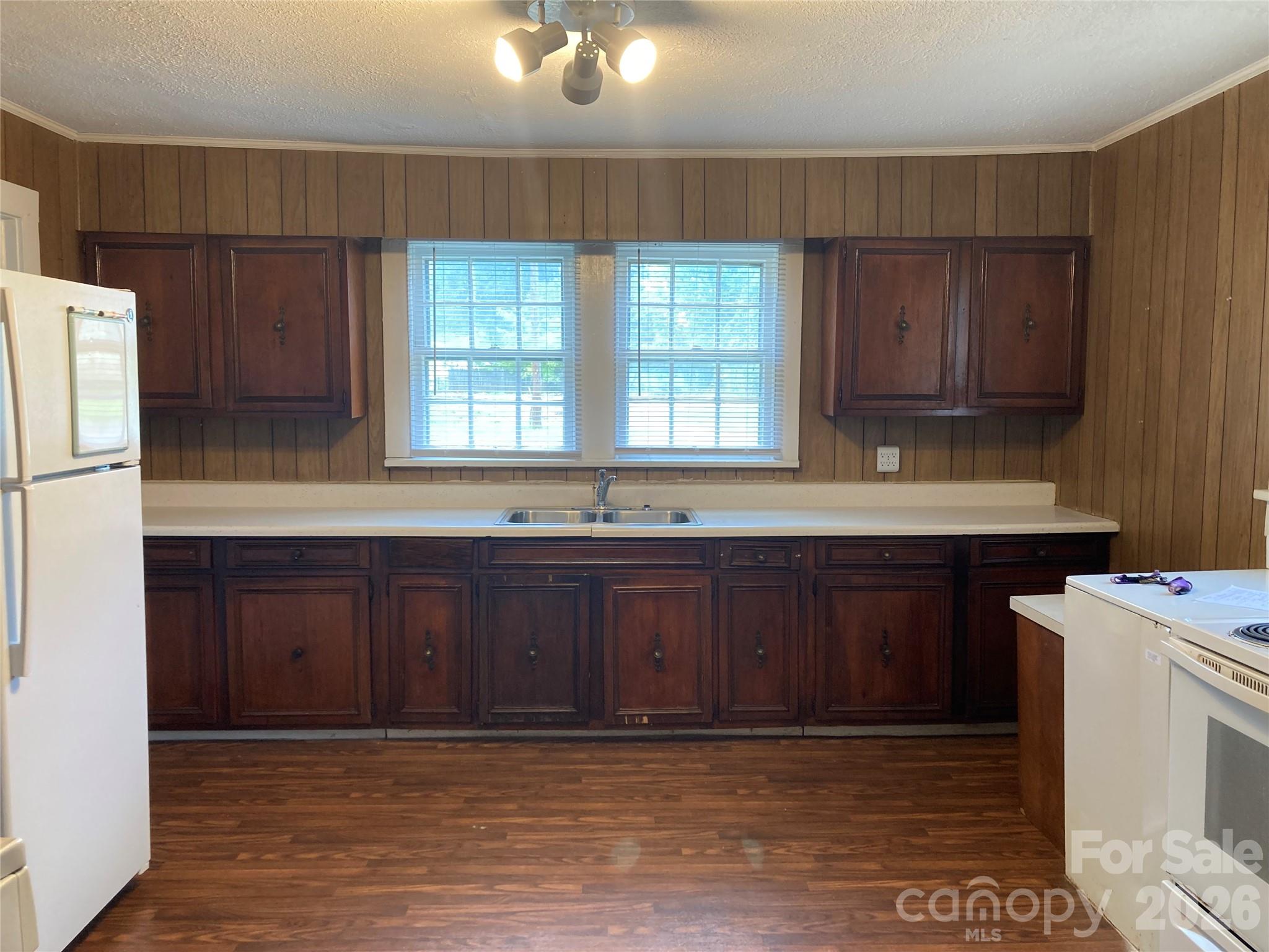 Single Family Residence at 2407 Florida Avenue, Kannapolis, photo 7 of 15