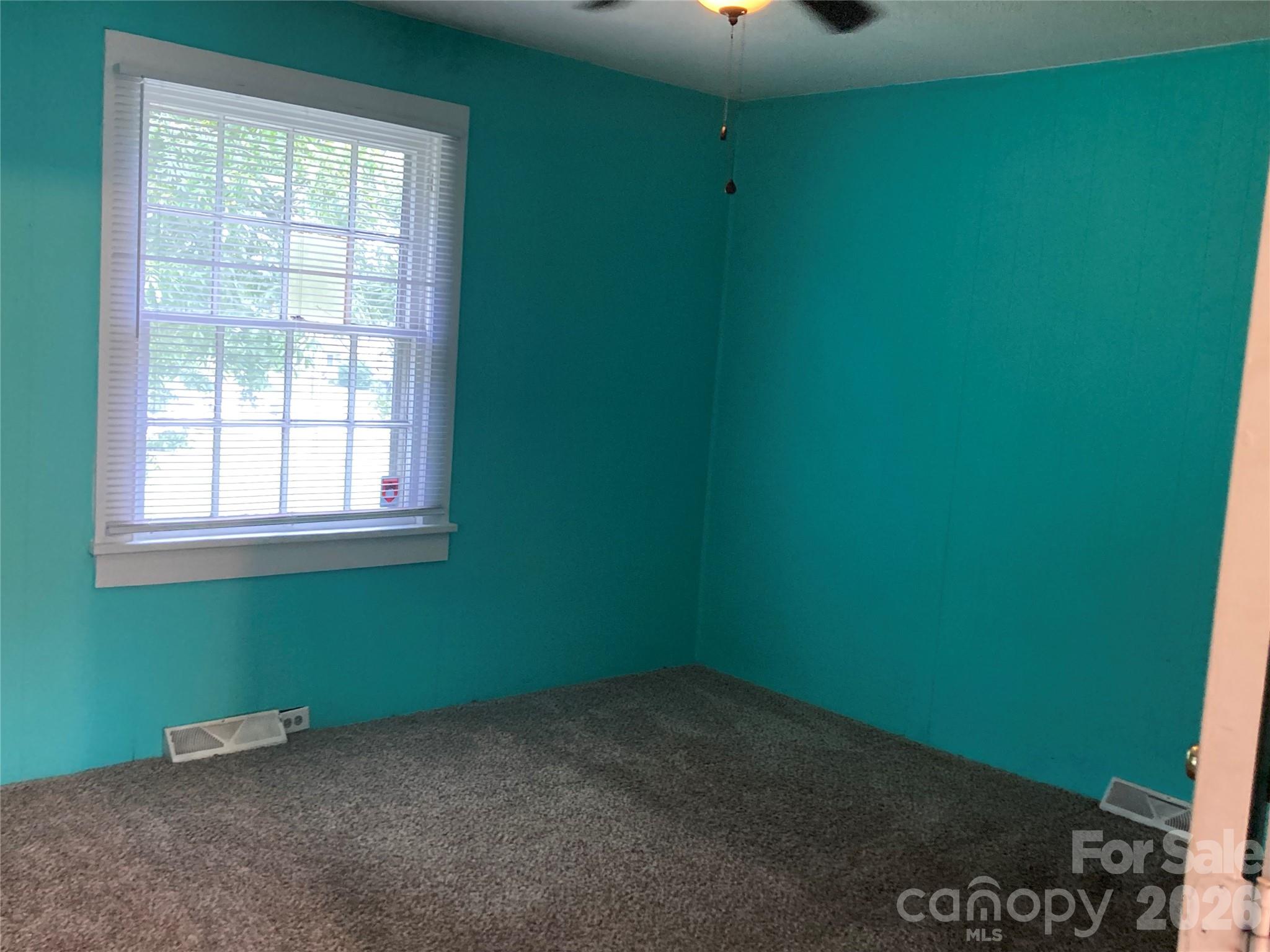 Single Family Residence at 2407 Florida Avenue, Kannapolis, photo 11 of 15