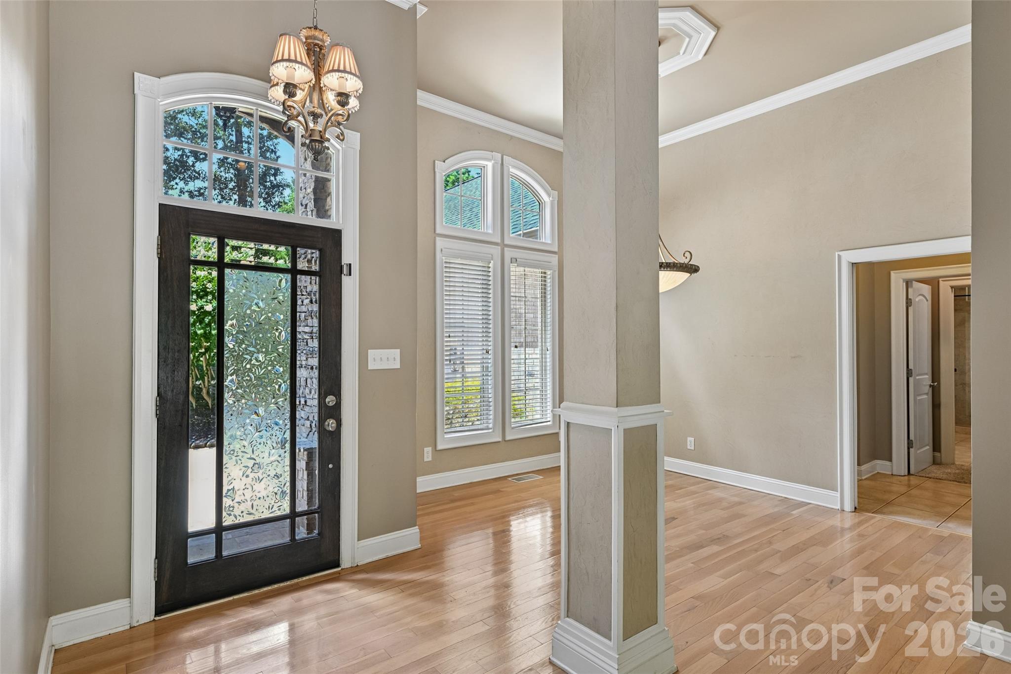 Single Family Residence at 304 Catawba Crest Lane, Clover, photo 3 of 48