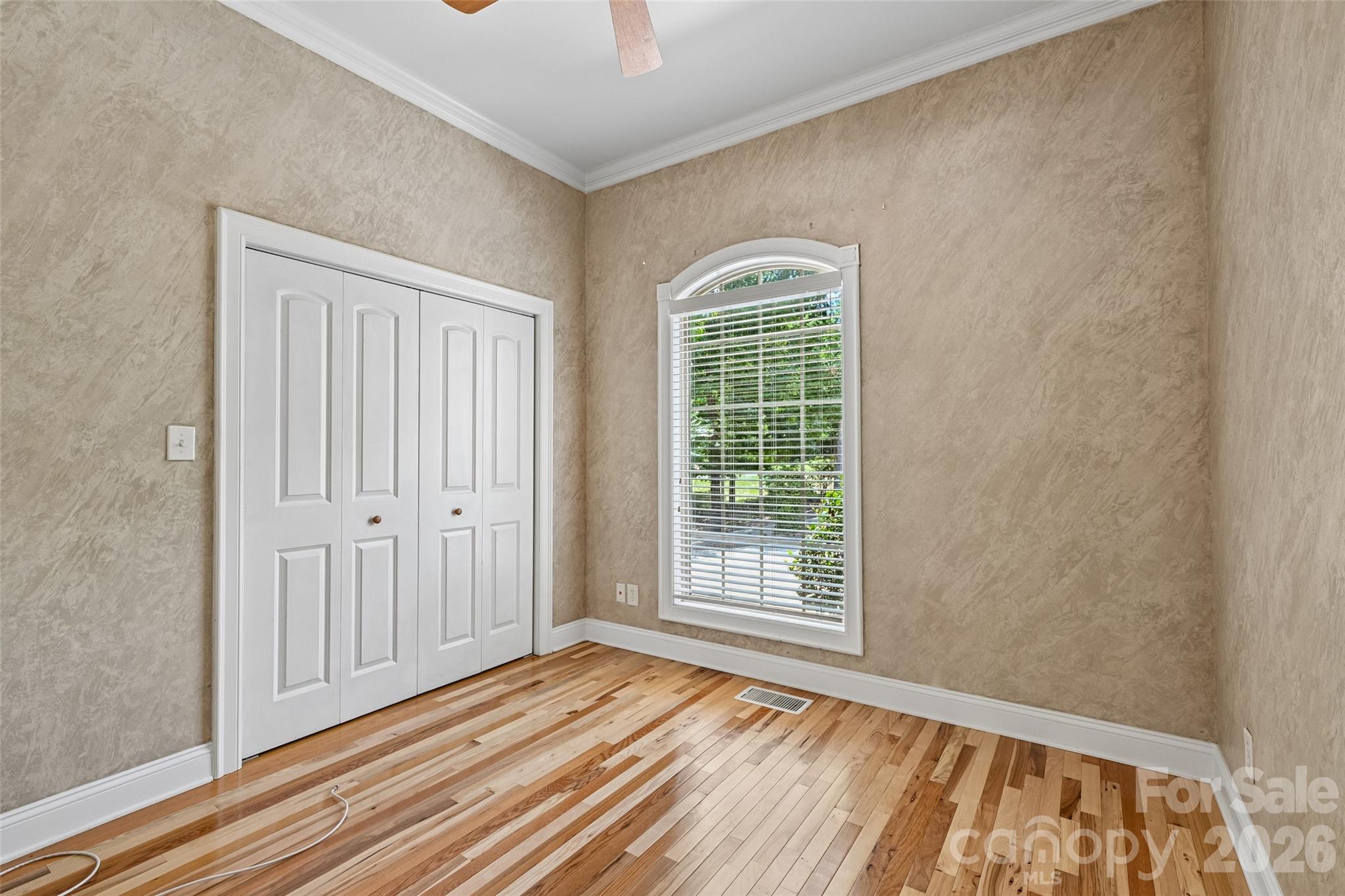 Single Family Residence at 304 Catawba Crest Lane, Clover, photo 23 of 48
