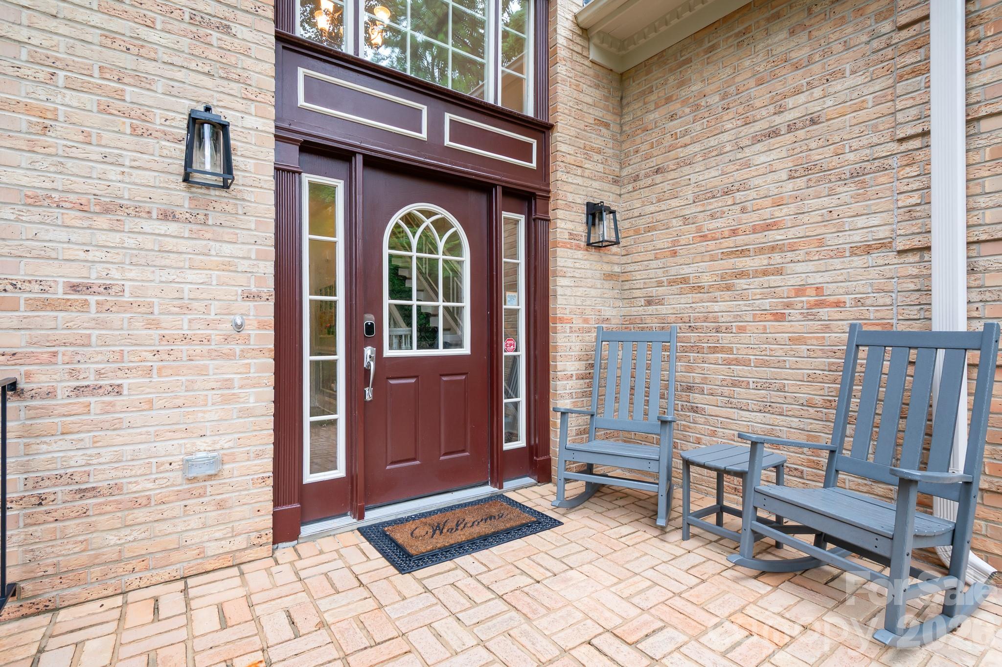 Front Porch - 7048 Mariners Court, Tega Cay