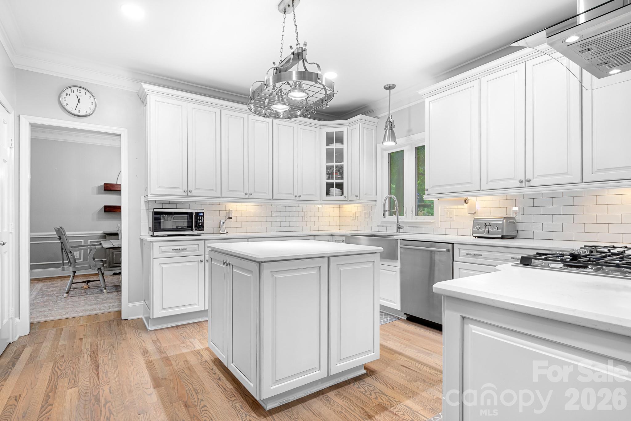 Single Family Residence at 7048 Mariners Court, Tega Cay, photo 18 of 48