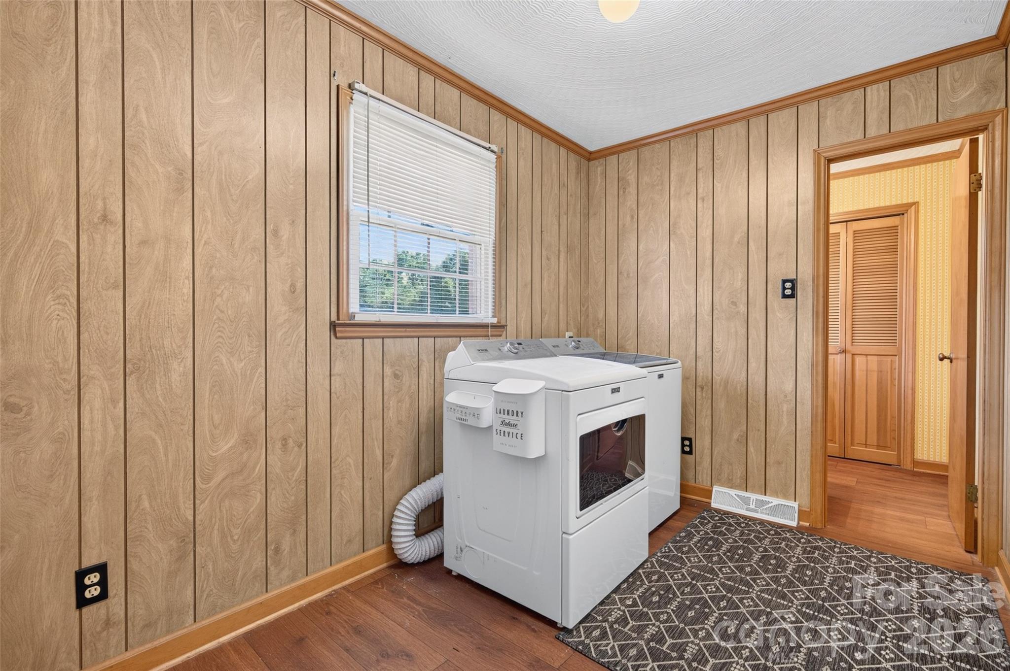 Huge Laundry Room - 3040 E Maiden Road, Maiden