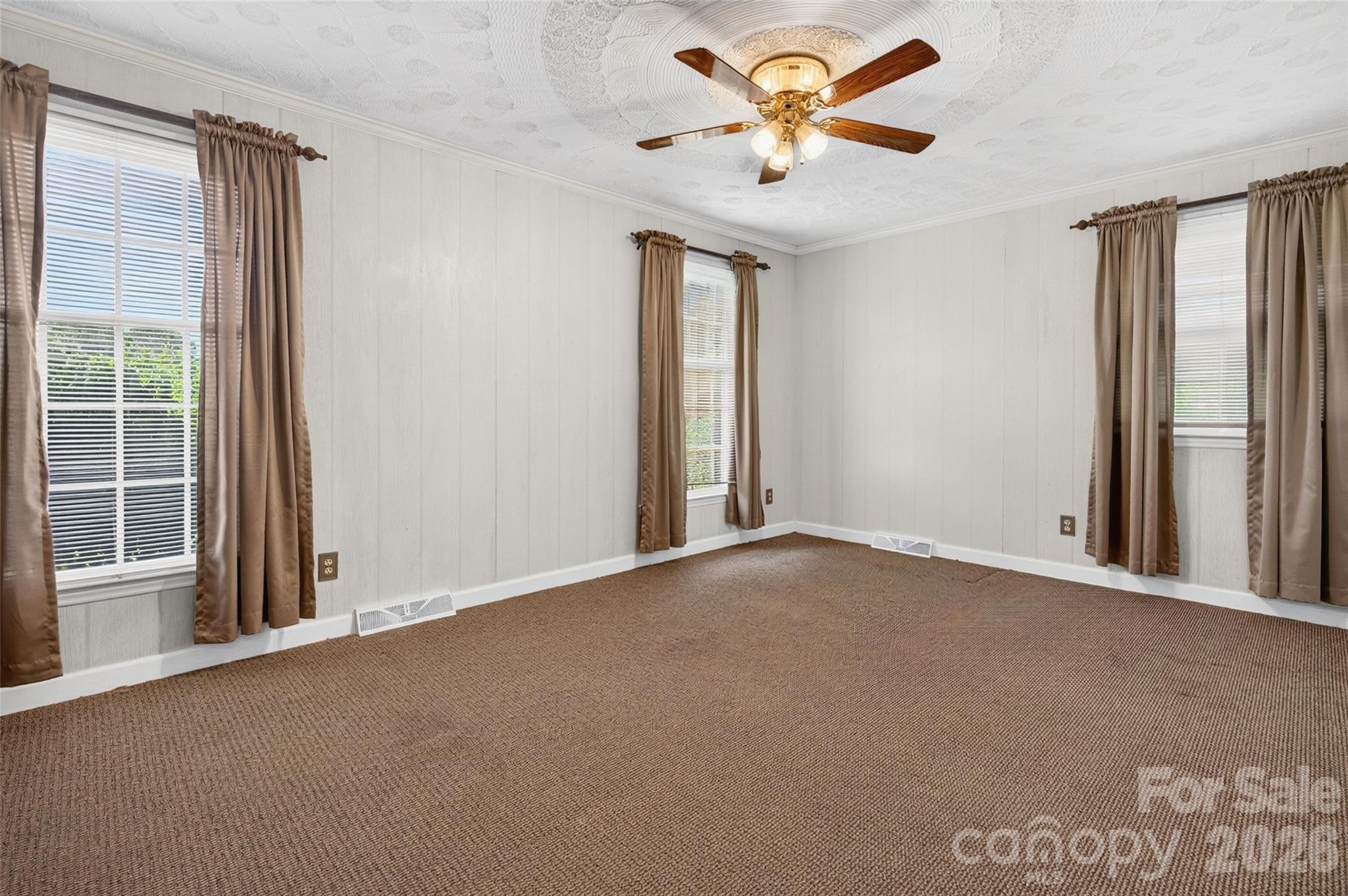 Single Family Residence at 3040 E Maiden Road, Maiden, photo 23 of 36