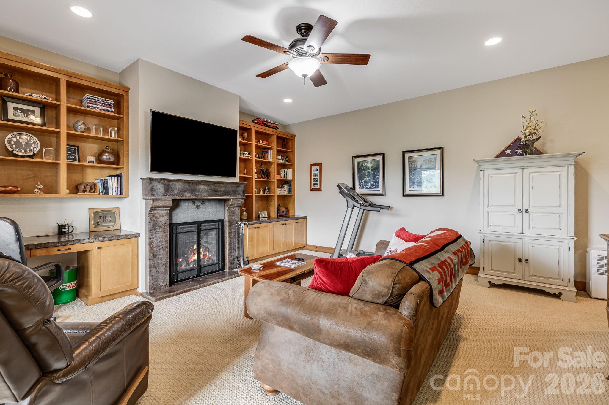 Single Family Residence at 138 Bear Paw Drive, Brevard, photo 31 of 48