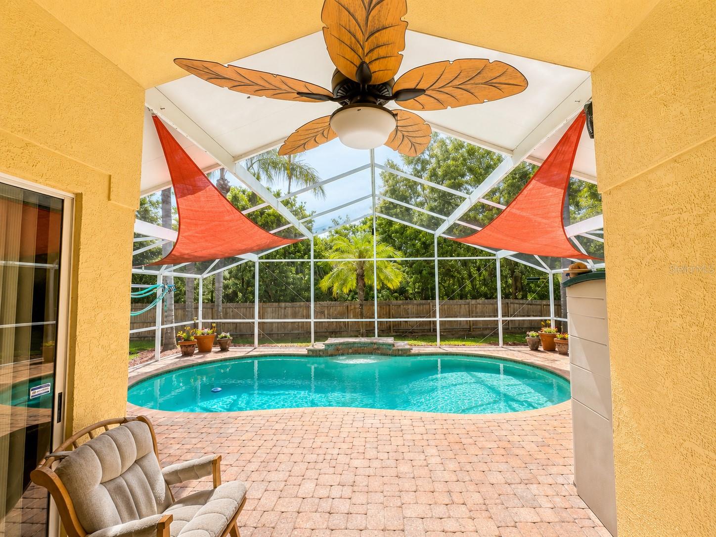 Single Family Residence at 4431 STONES RIVER CT, NEW PORT RICHEY, photo 3 of 45