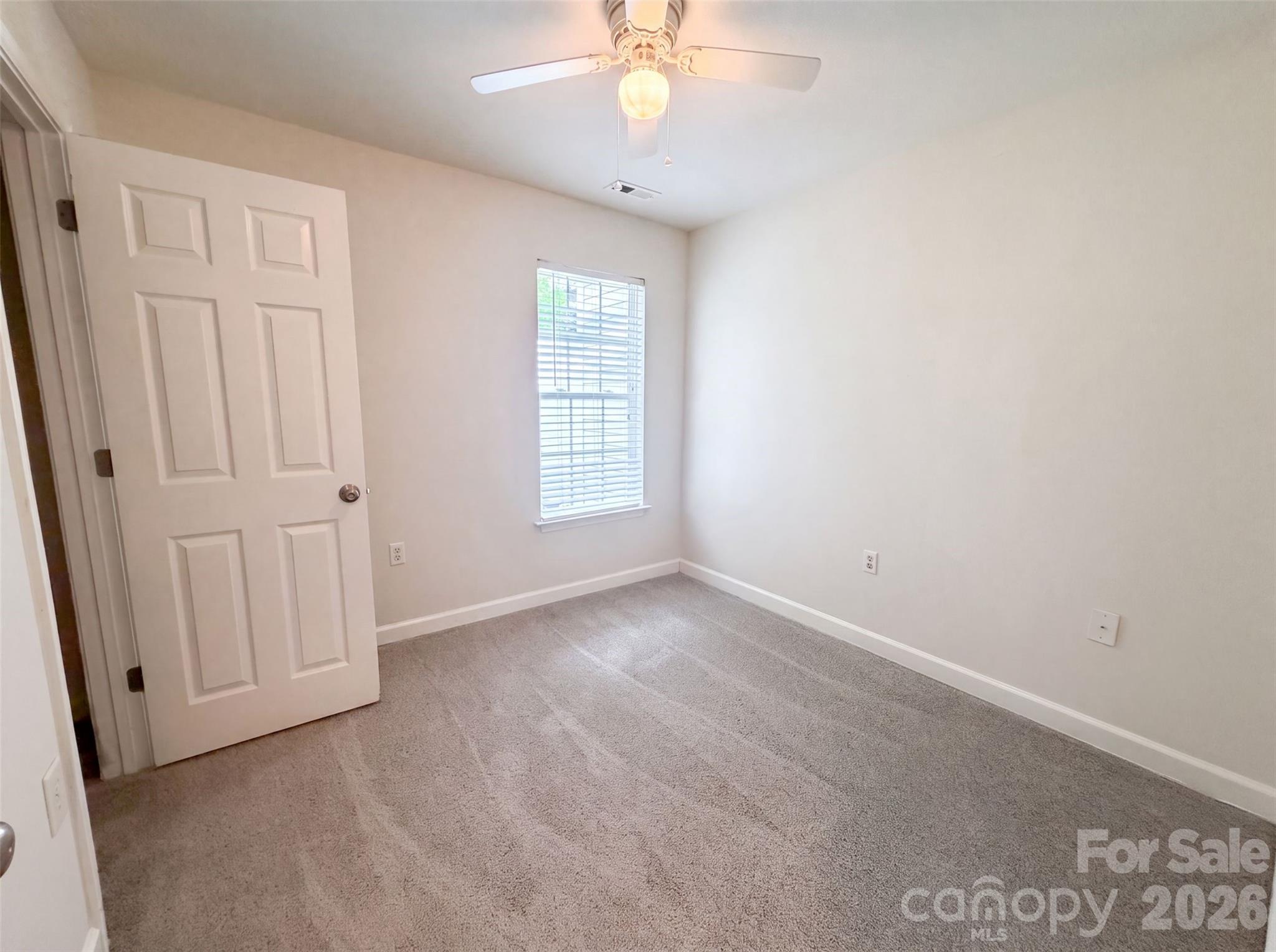 Townhouse at 946 Olde Towne Way, Rock Hill, photo 10 of 15