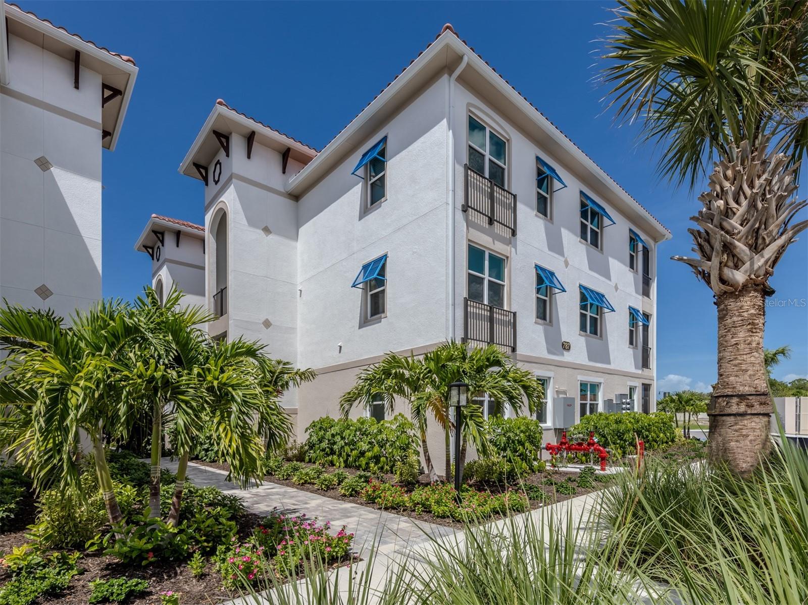 787 TAMIAMI TRAIL SOUTH #102