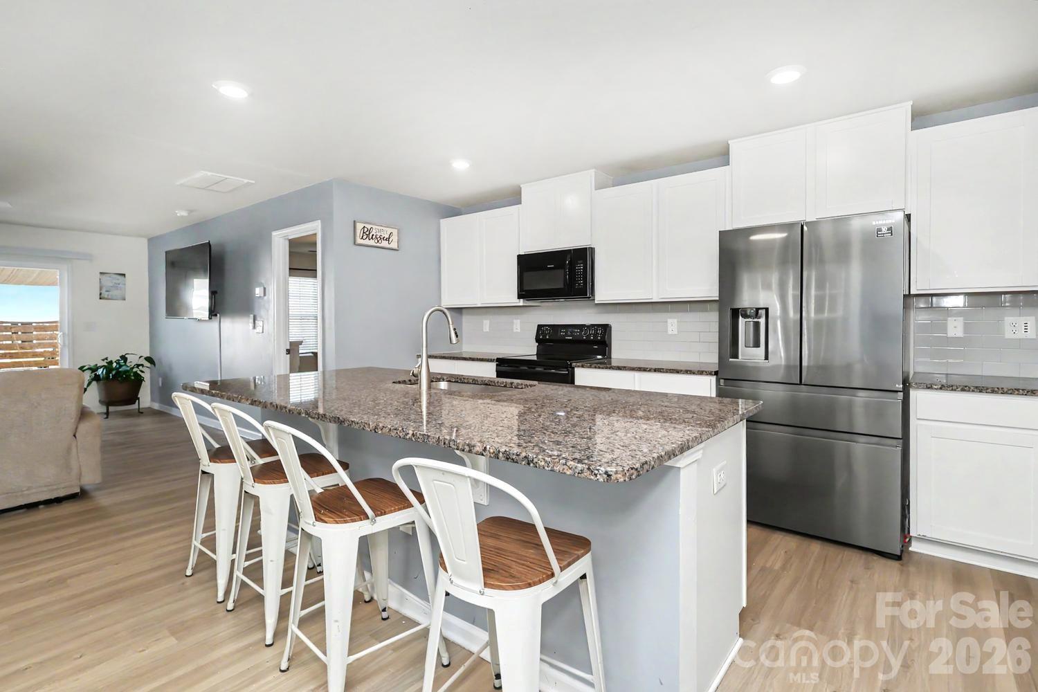 Single Family Residence at 1277 Bryson Lane, Denver, photo 6 of 31
