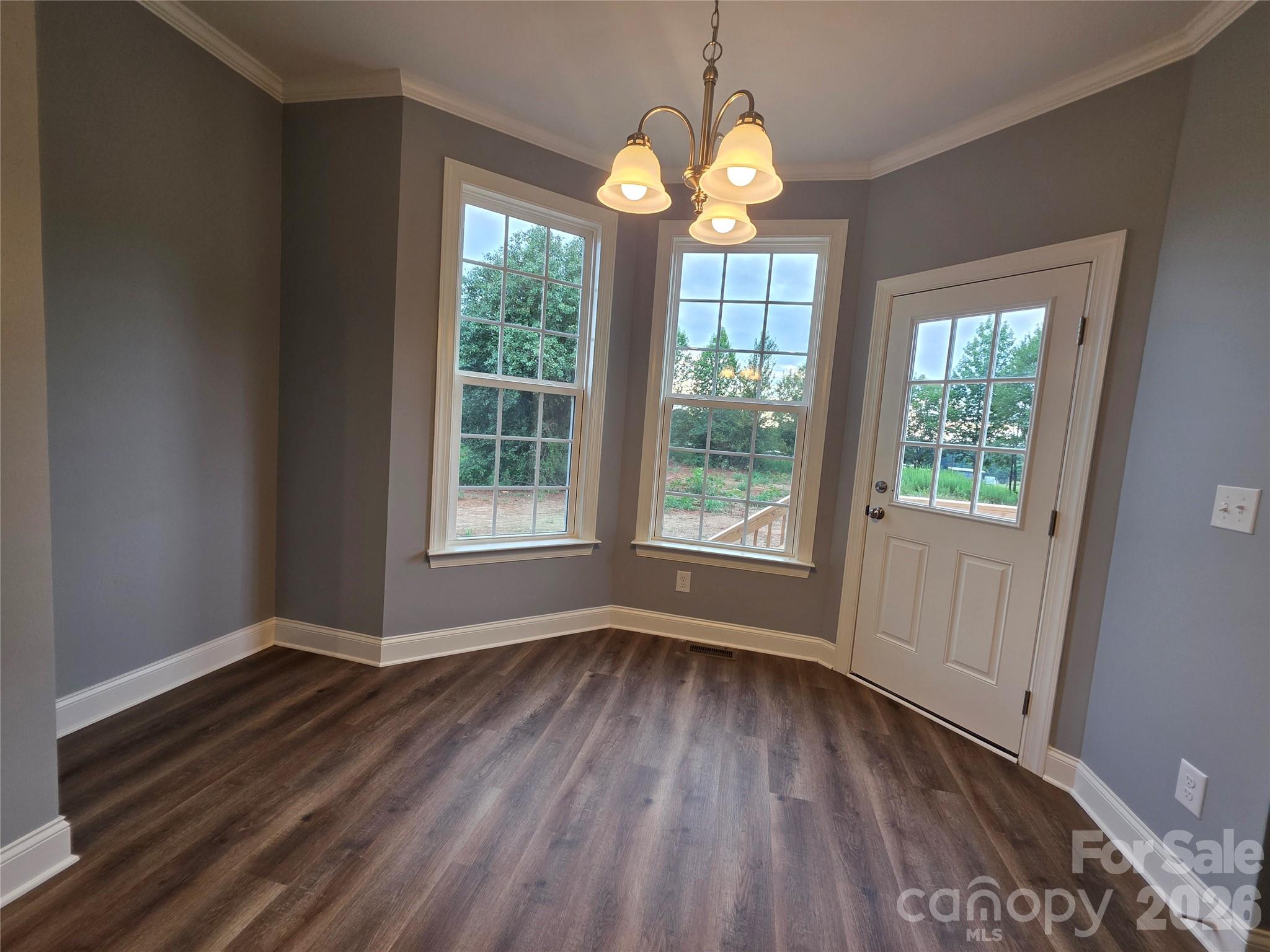 Breakfast Nook - 5517 Harvest Hills Road, Bessemer City