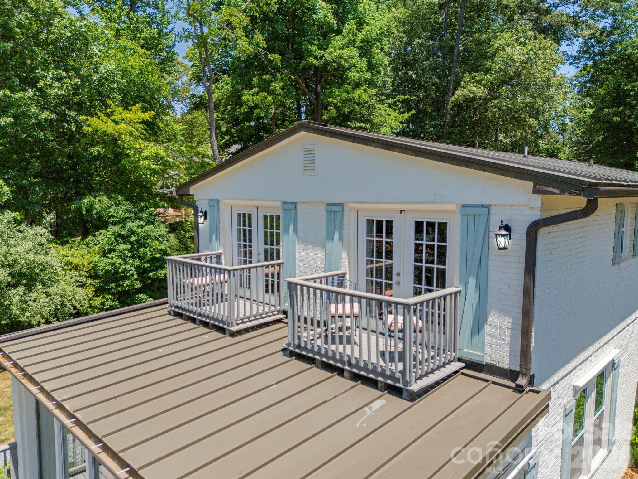 Single Family Residence at 383 Sundown Road, Mooresville, photo 22 of 42