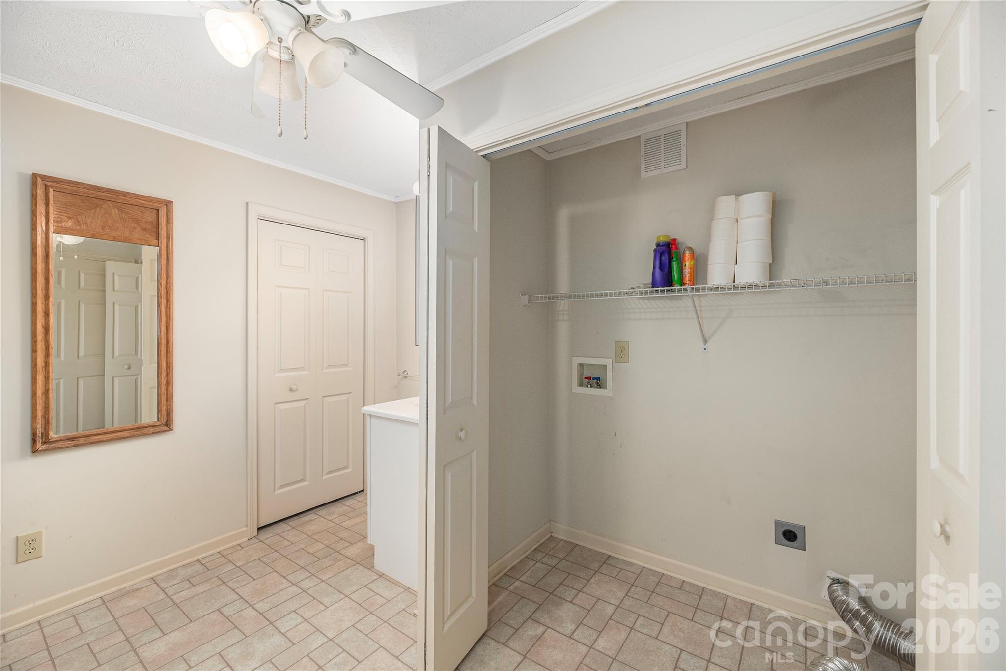Washer/Dryer location in newer Bath area - 69 Emerald Lane, Hendersonville